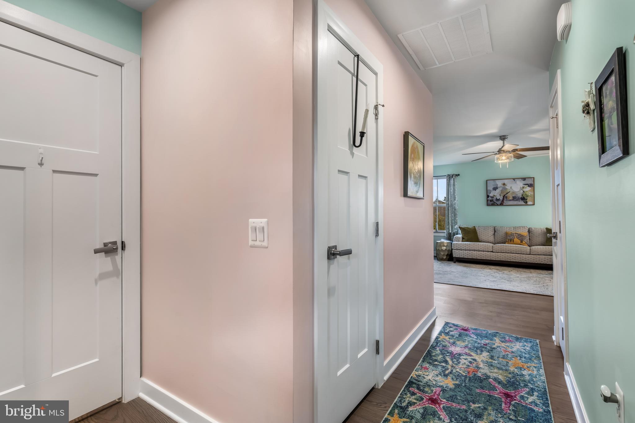 TWIN LAKE VILLAS - Residential