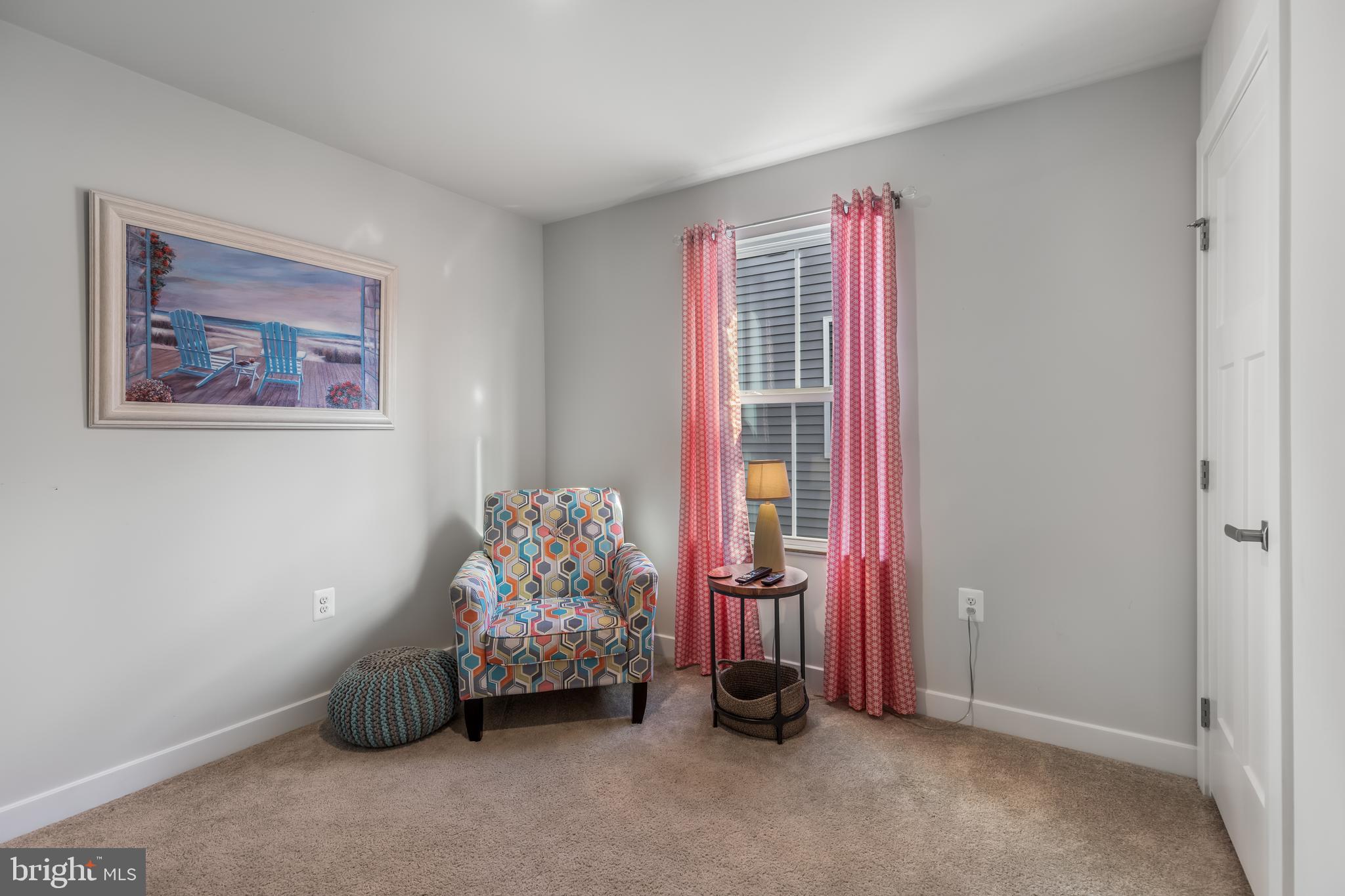 TWIN LAKE VILLAS - Residential