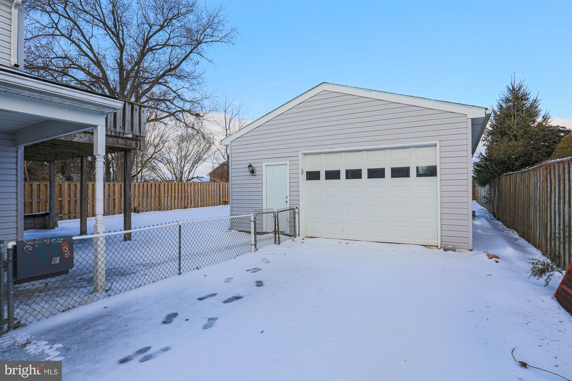 VILLA ESTATES - Residential