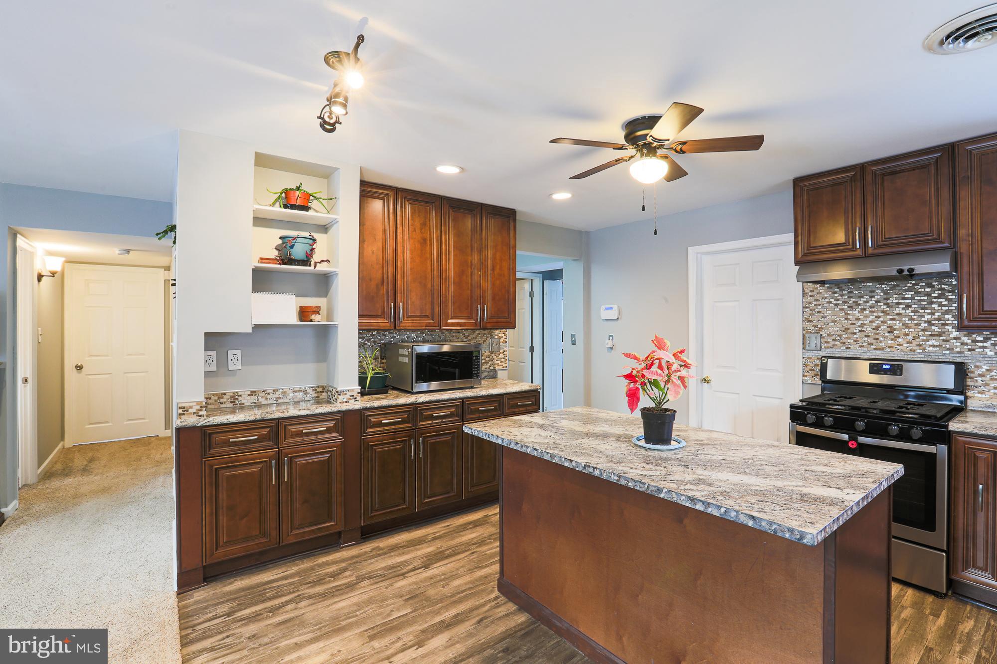 VILLA ESTATES - Residential