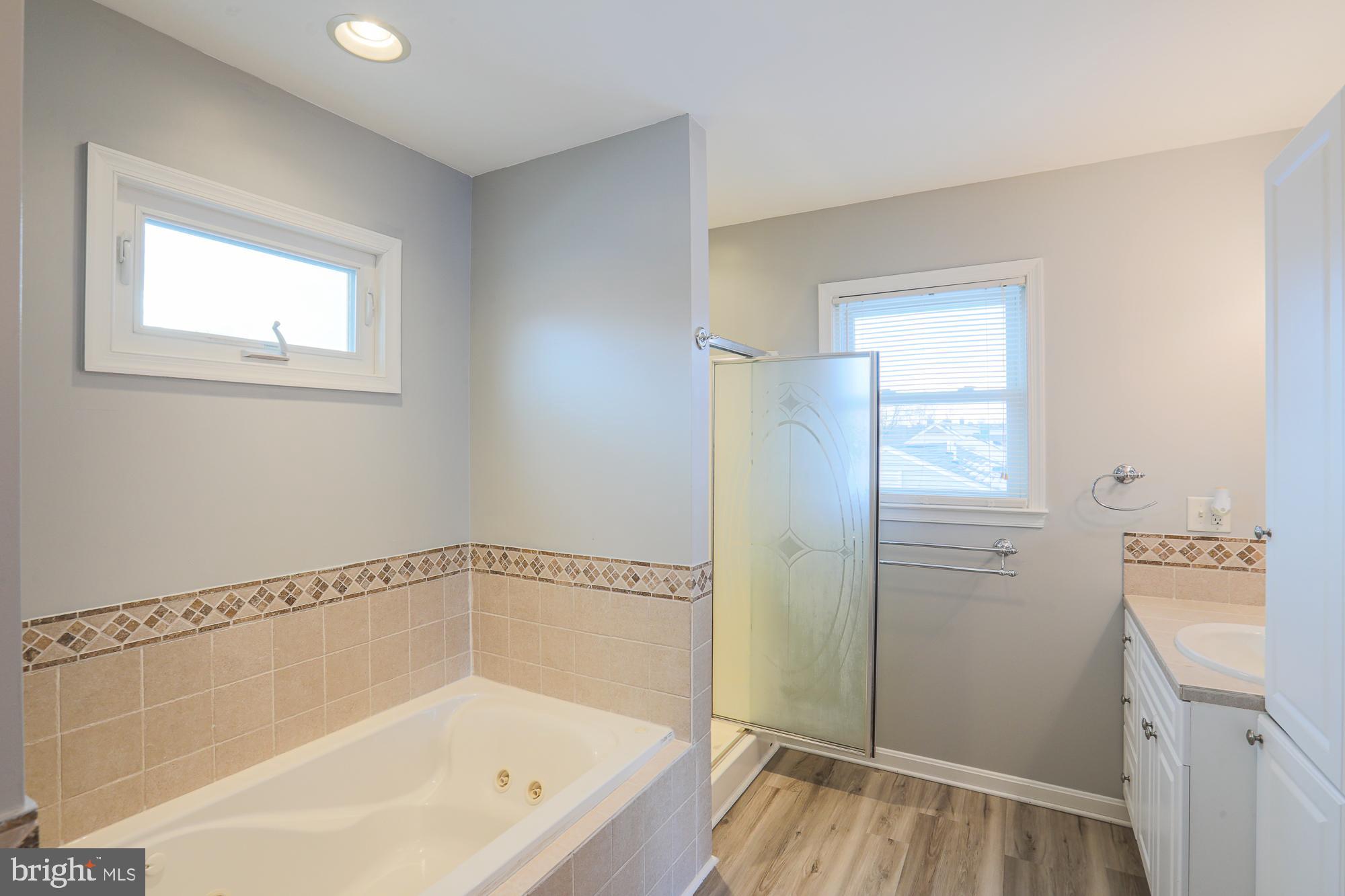 VILLA ESTATES - Residential