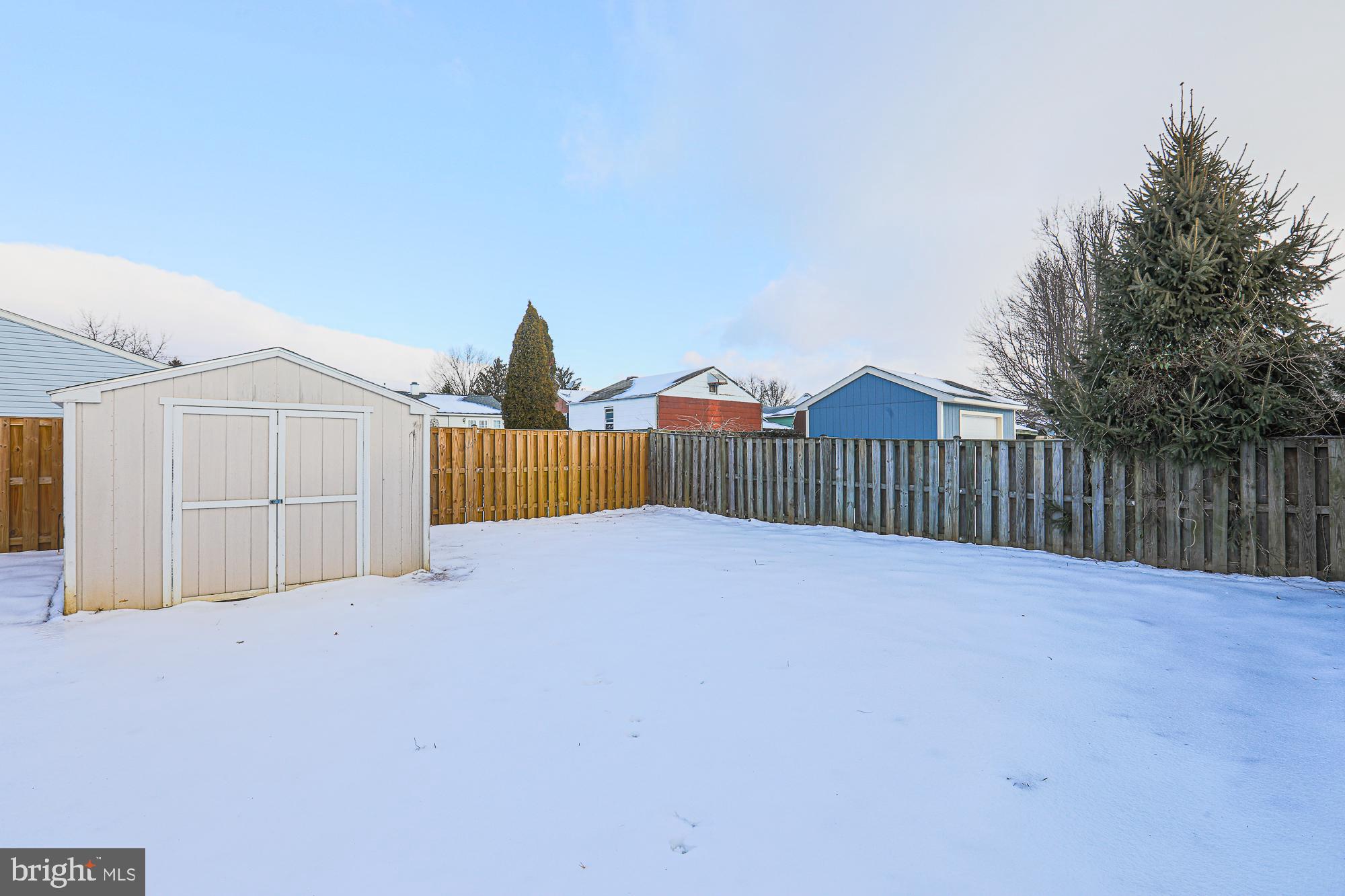 VILLA ESTATES - Residential