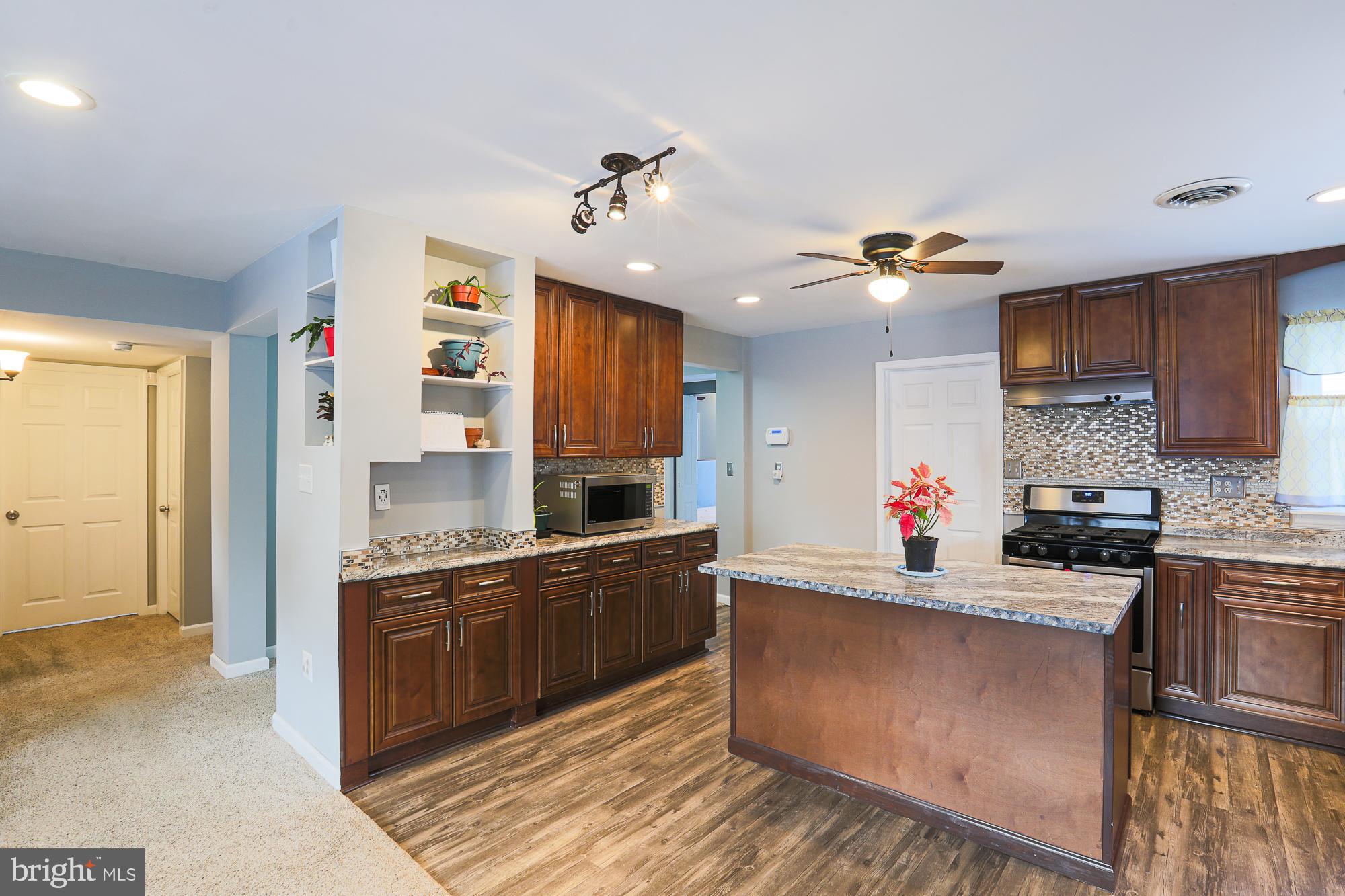 VILLA ESTATES - Residential