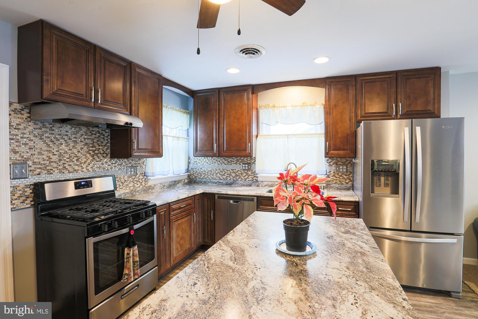 VILLA ESTATES - Residential