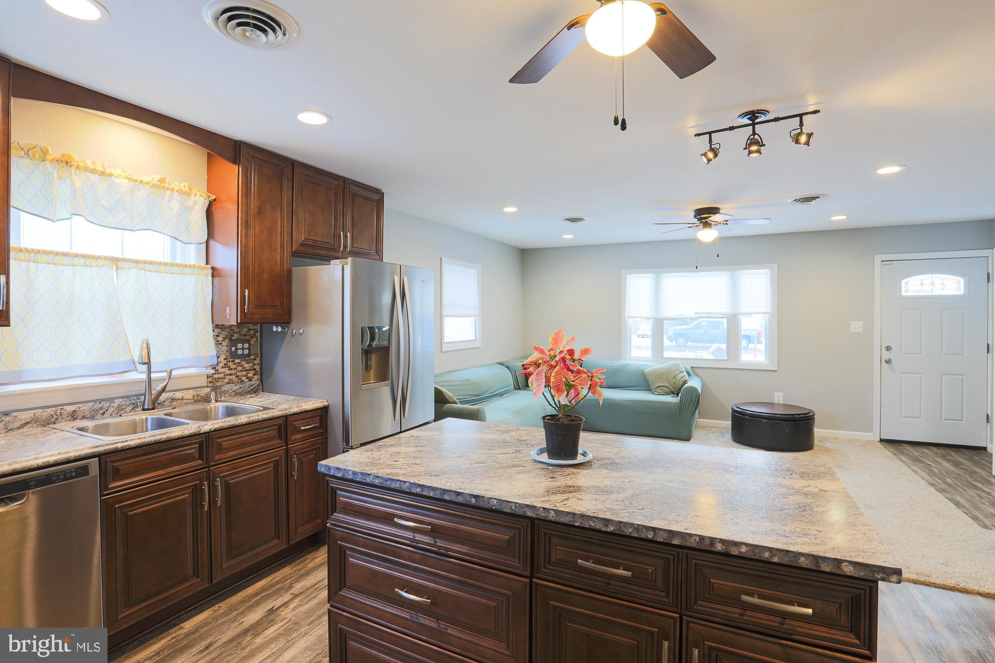 VILLA ESTATES - Residential