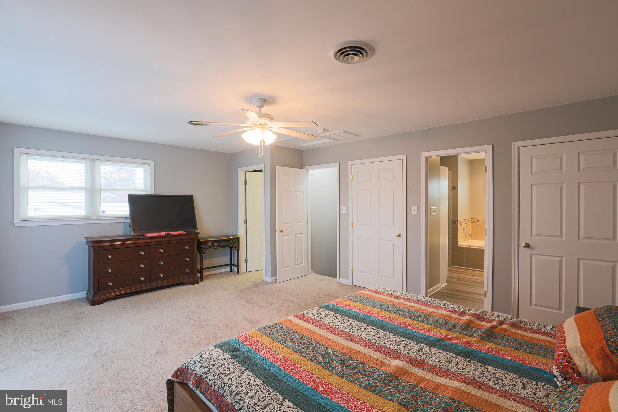 VILLA ESTATES - Residential