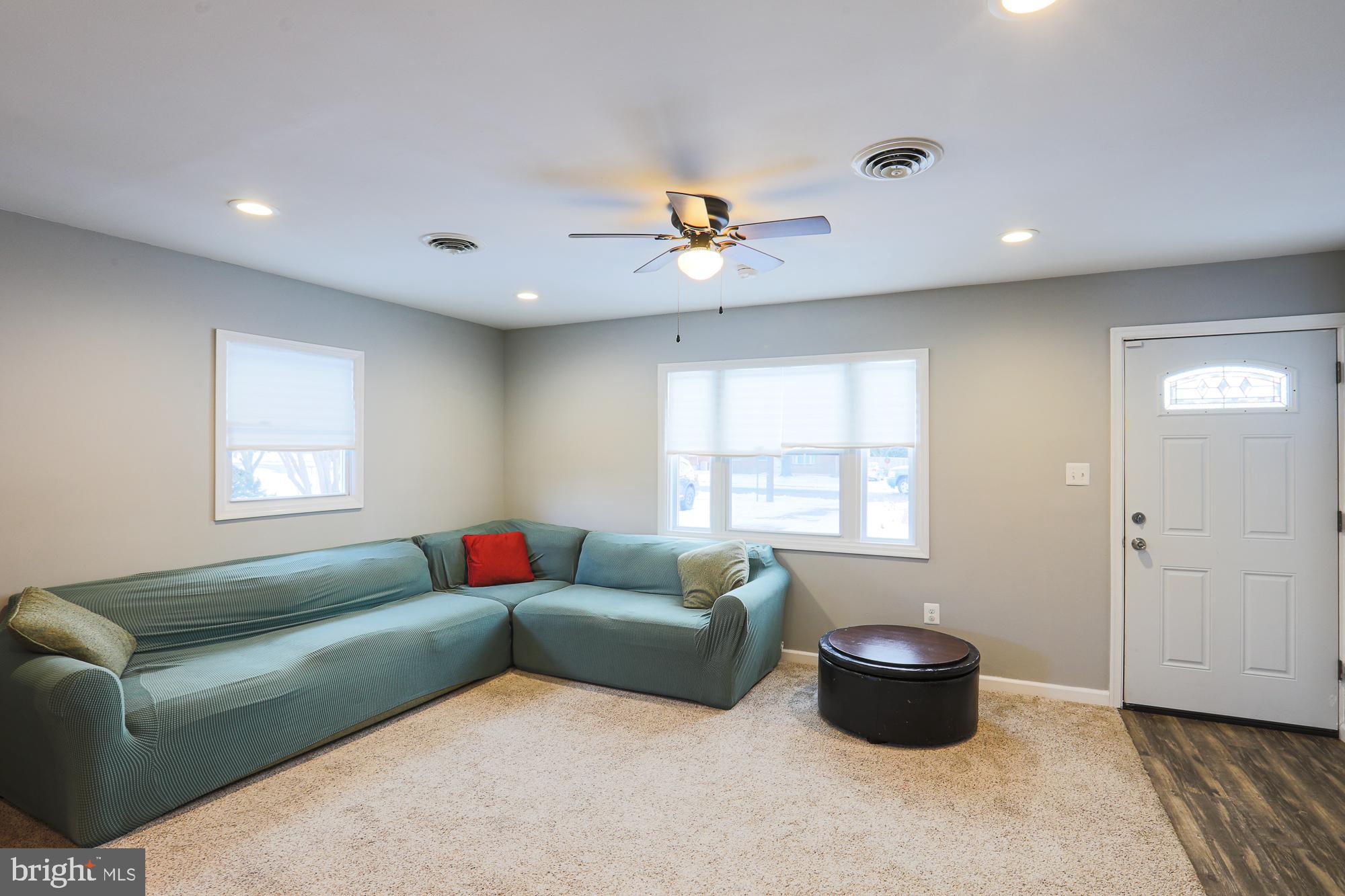 VILLA ESTATES - Residential