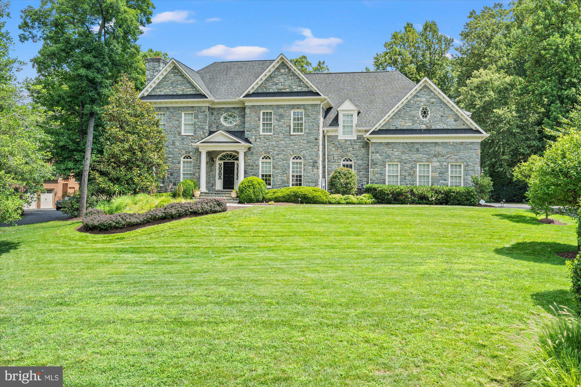 3109 WHIMBRELL COURT