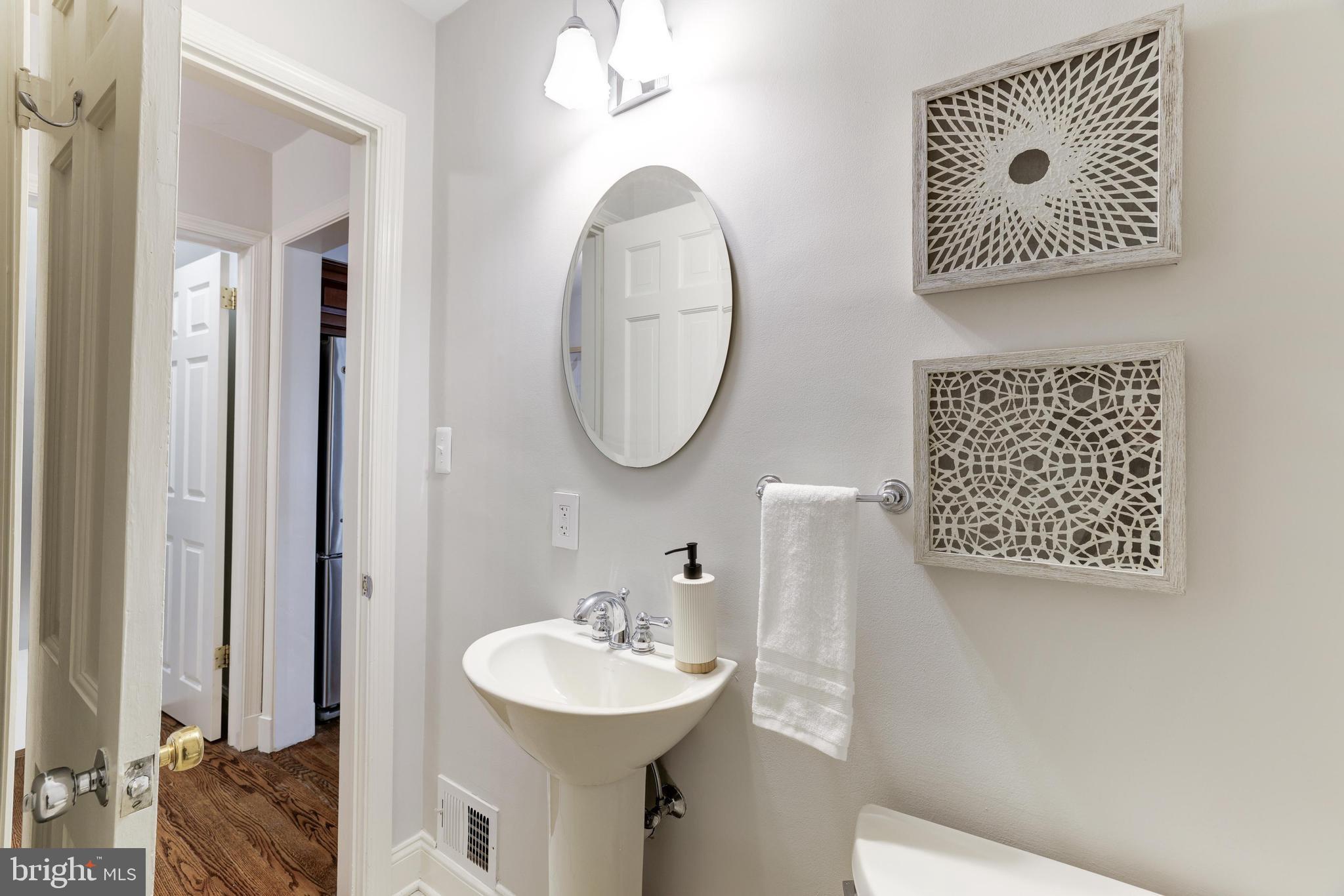 GOLF CLUB MANOR - Residential