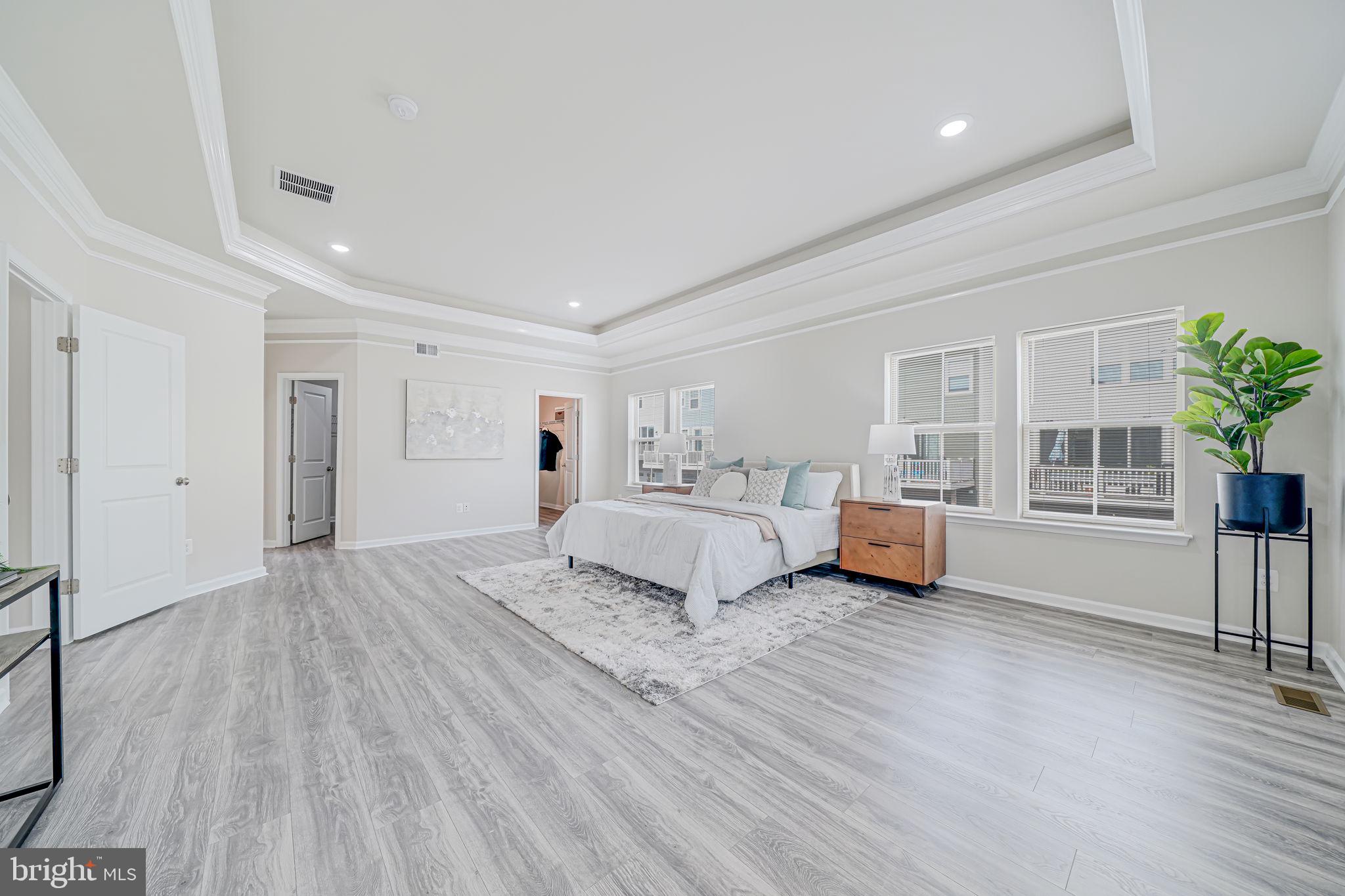 JEFFERSON SQUARE - Residential