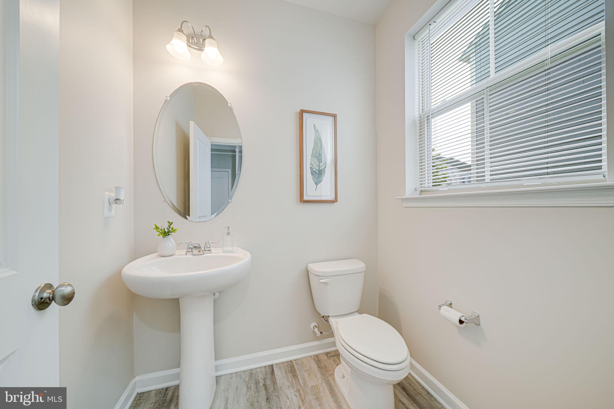 JEFFERSON SQUARE - Residential