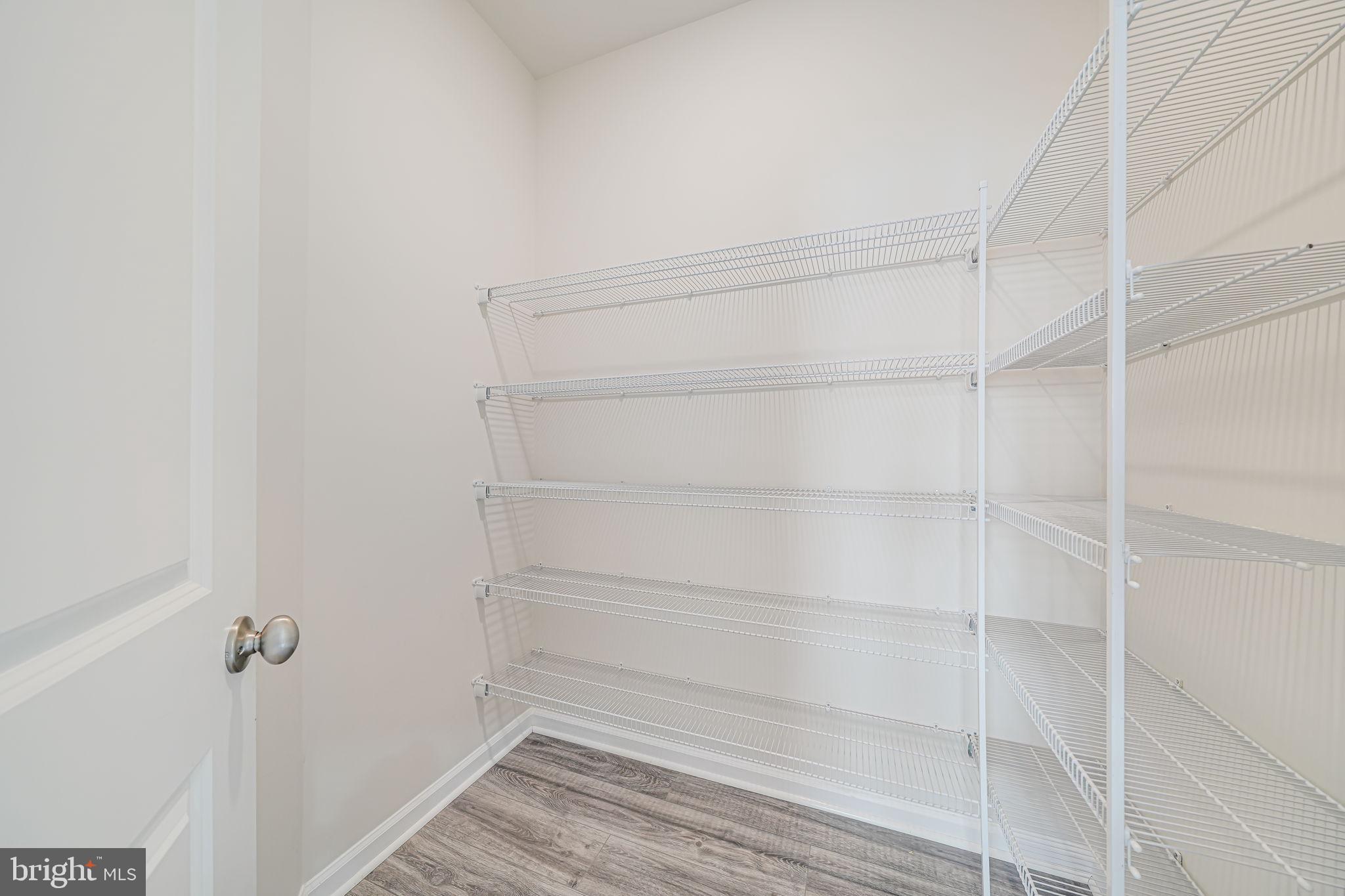 JEFFERSON SQUARE - Residential