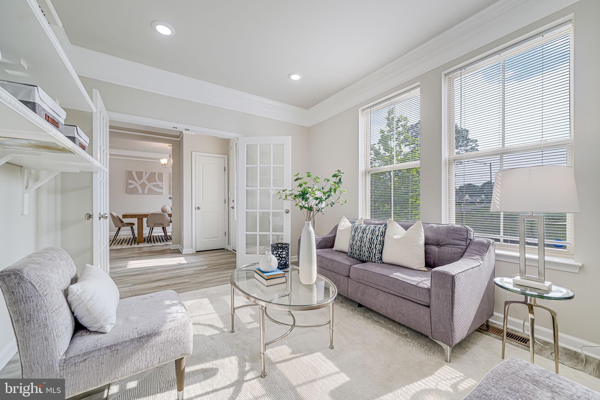 JEFFERSON SQUARE - Residential