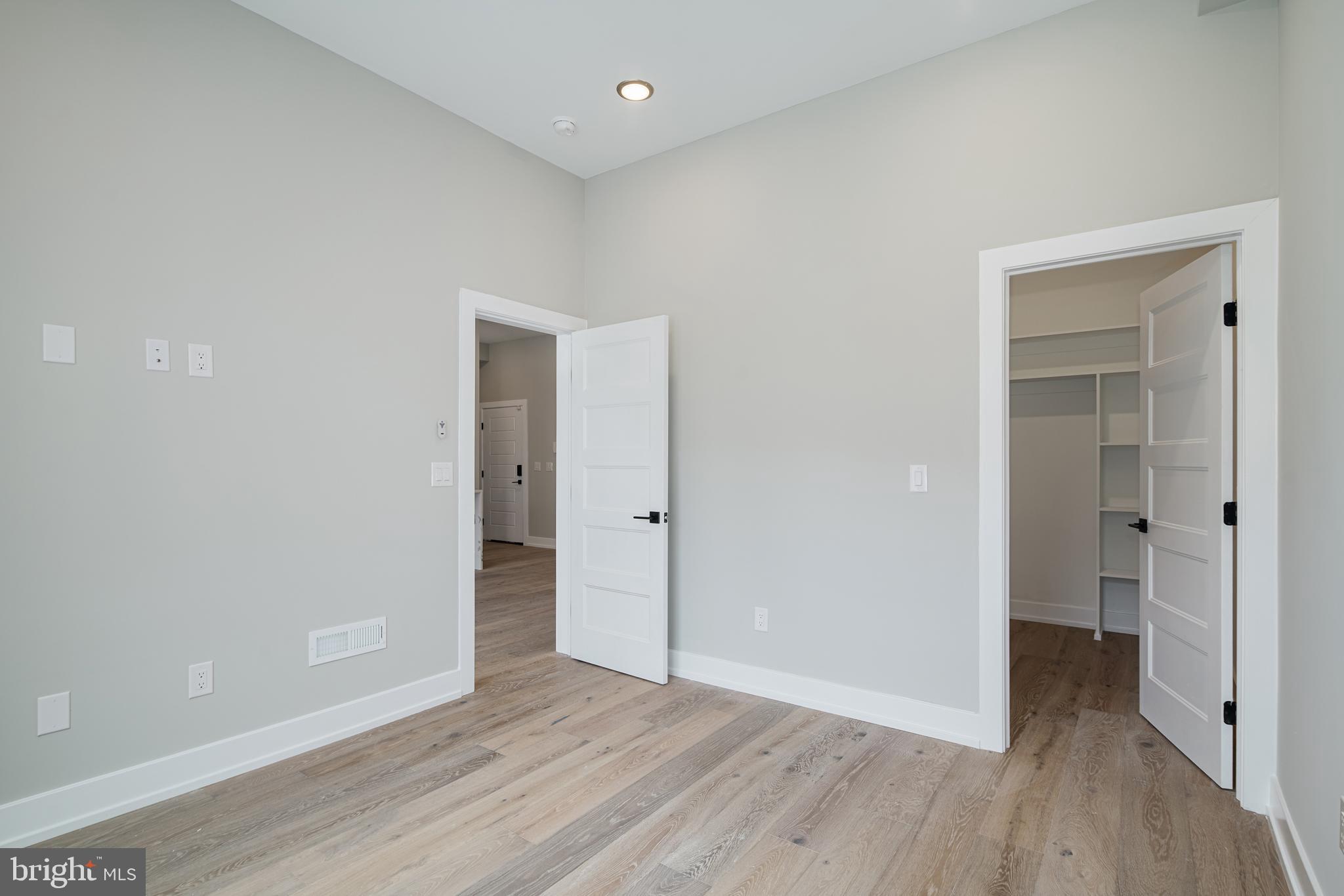 SPRUCE HILL - Residential Lease