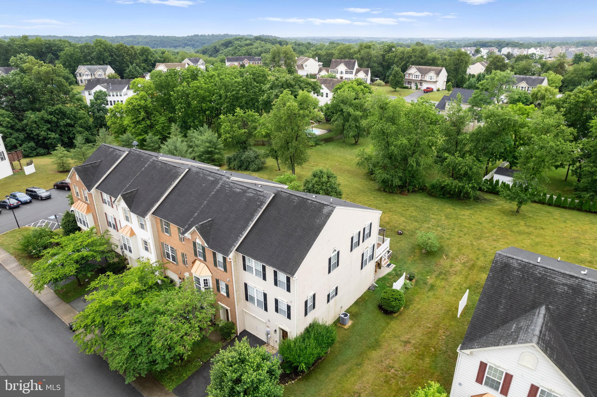 BROOKFIELD - Residential