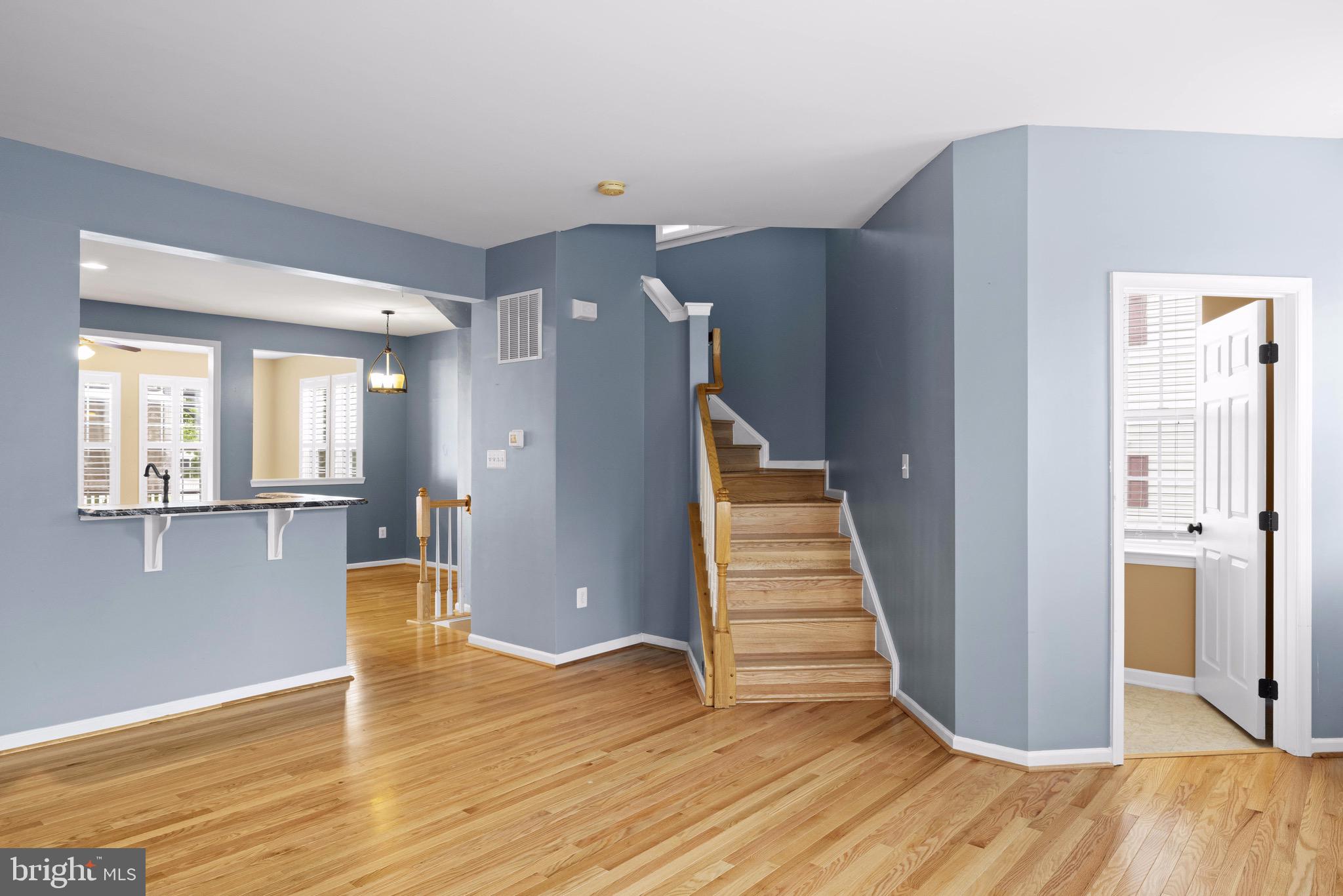 BROOKFIELD - Residential