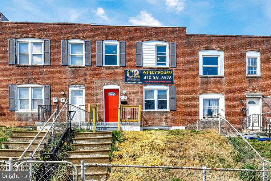 Recently renovated from top to bottom by CR of Maryland! Luxury kitchen with upgraded counter tops and stainless steel appliances.

* $25 application fee per adult
*Background and Credit required for all occupants 18 years old and older
*Minimum Security Deposit = 1 month's rent
*Pets allowed max of 50lb with additional security deposit