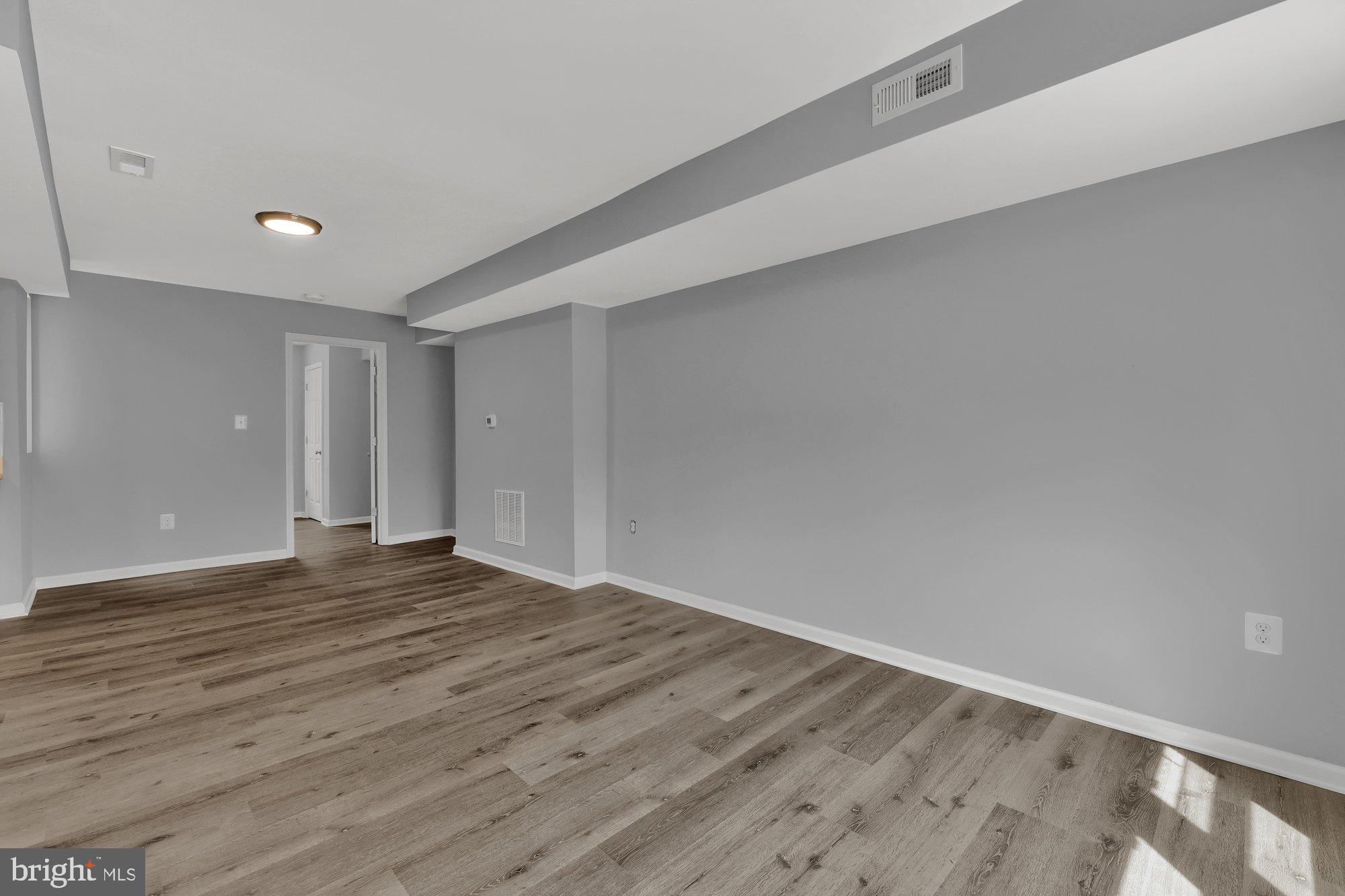 BROOKLYN - Residential Lease