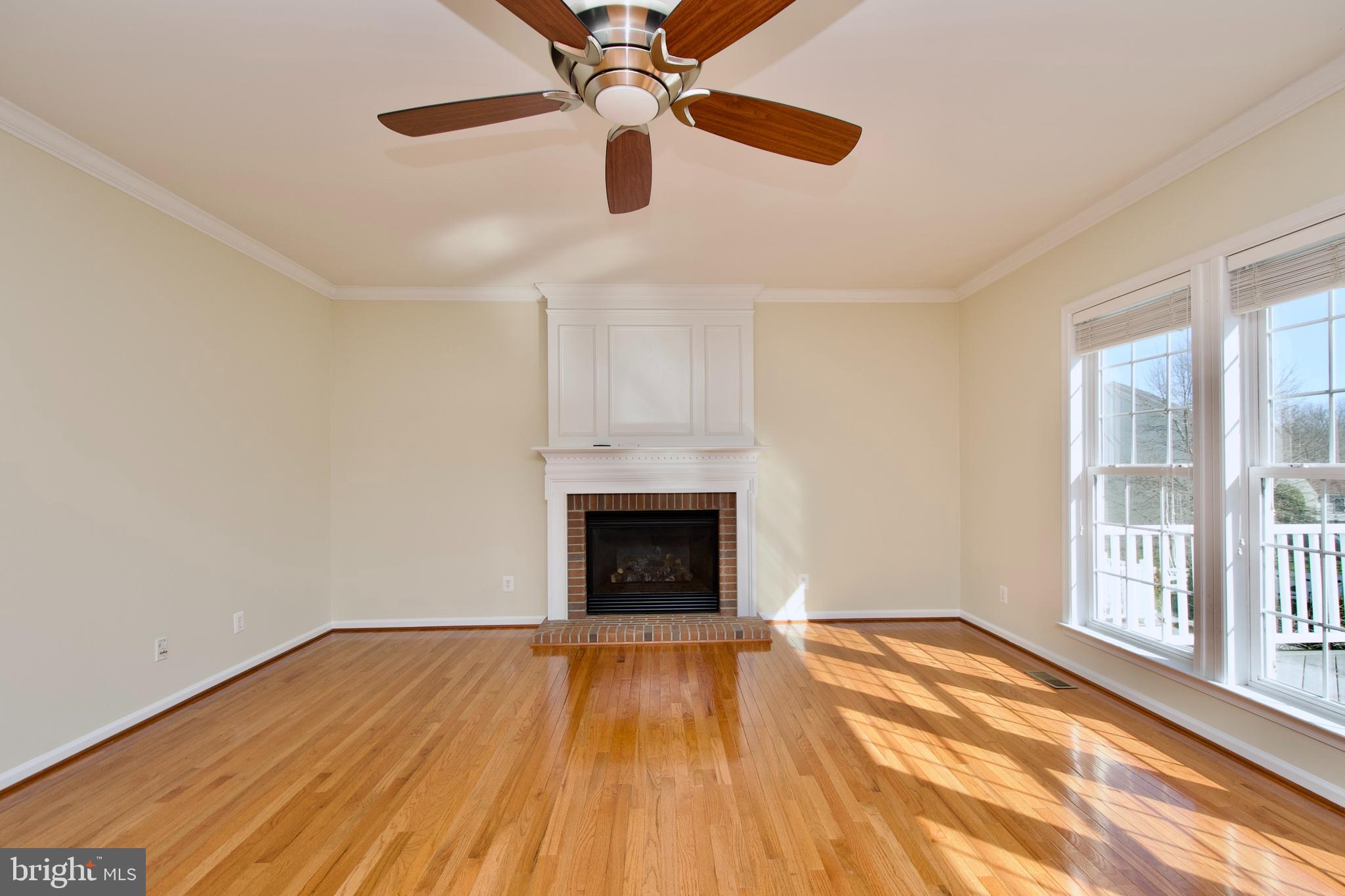 LAUREL HILL - Residential