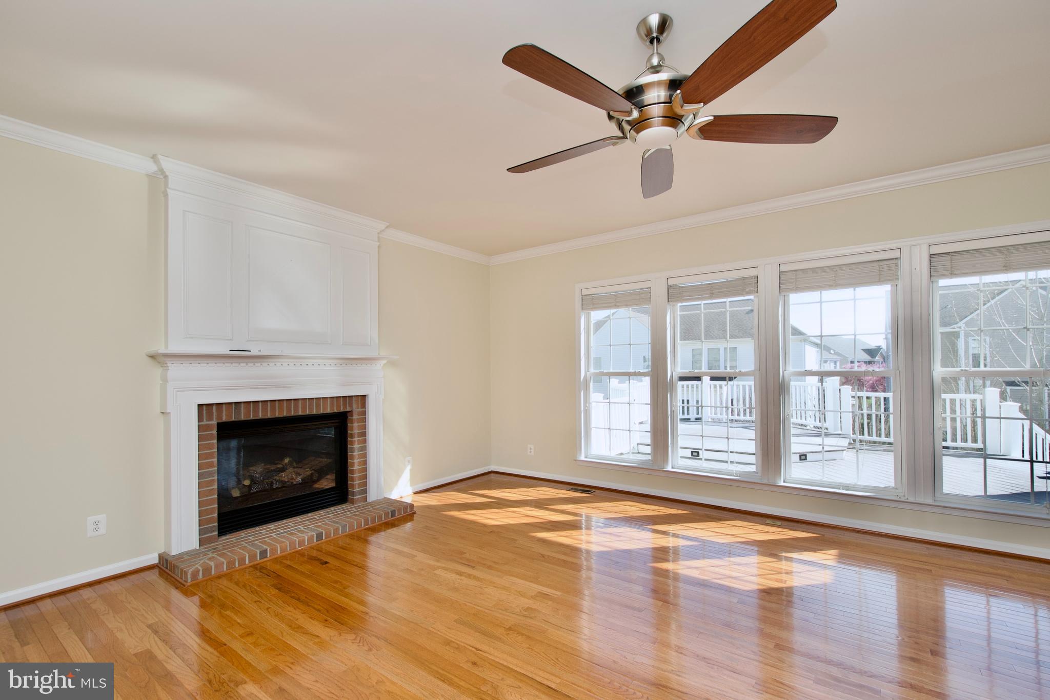 LAUREL HILL - Residential