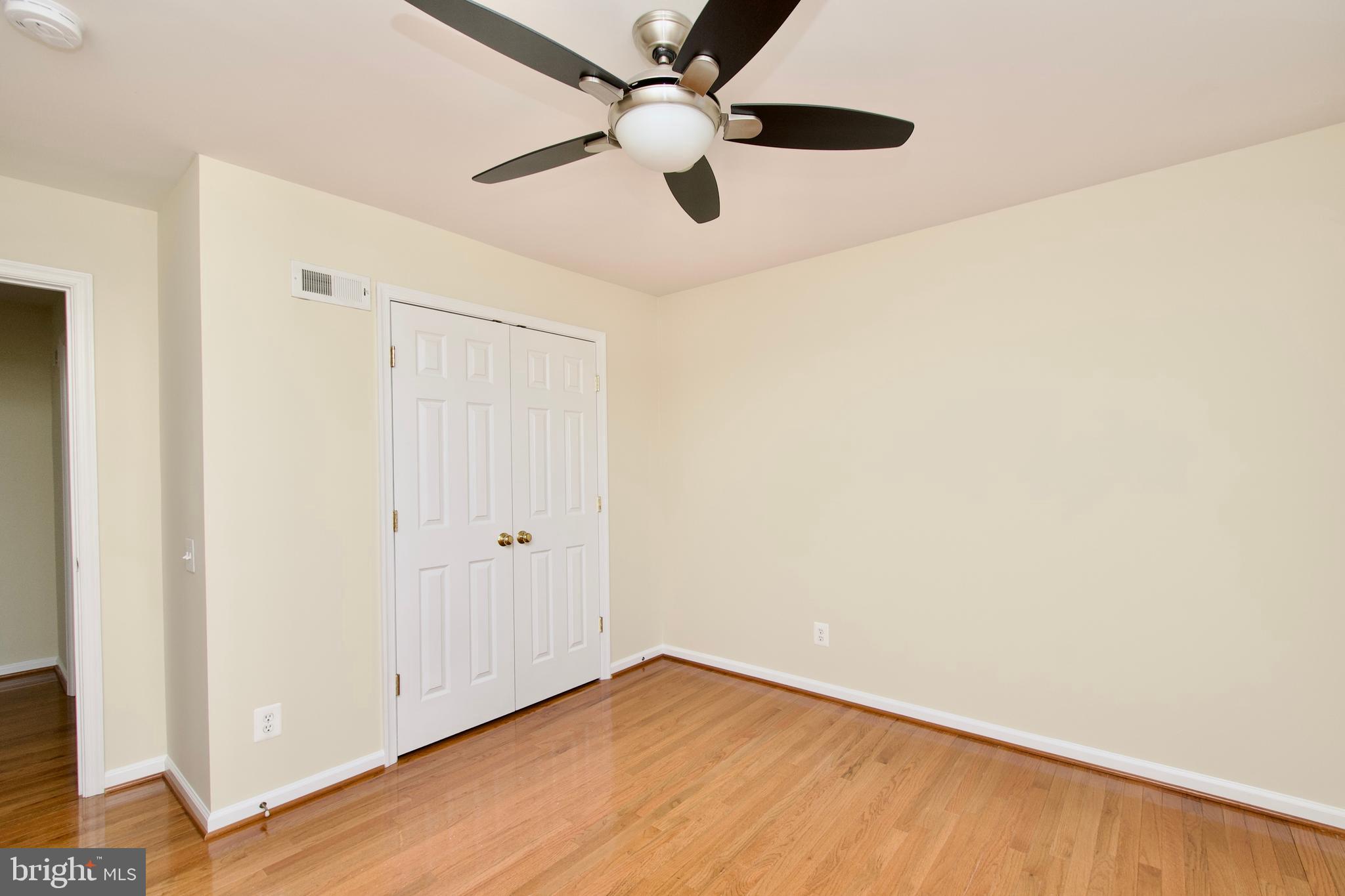 LAUREL HILL - Residential