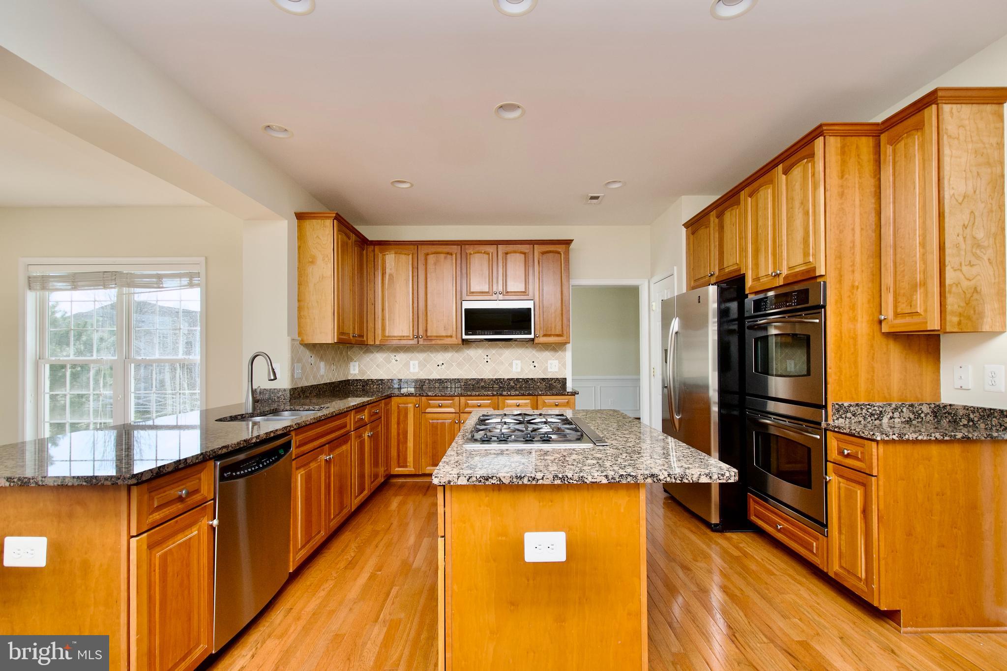 LAUREL HILL - Residential