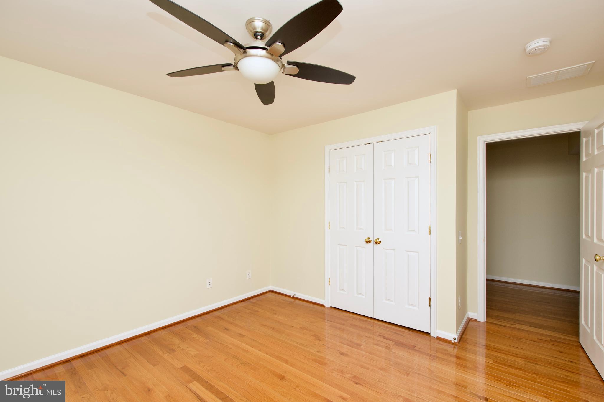 LAUREL HILL - Residential