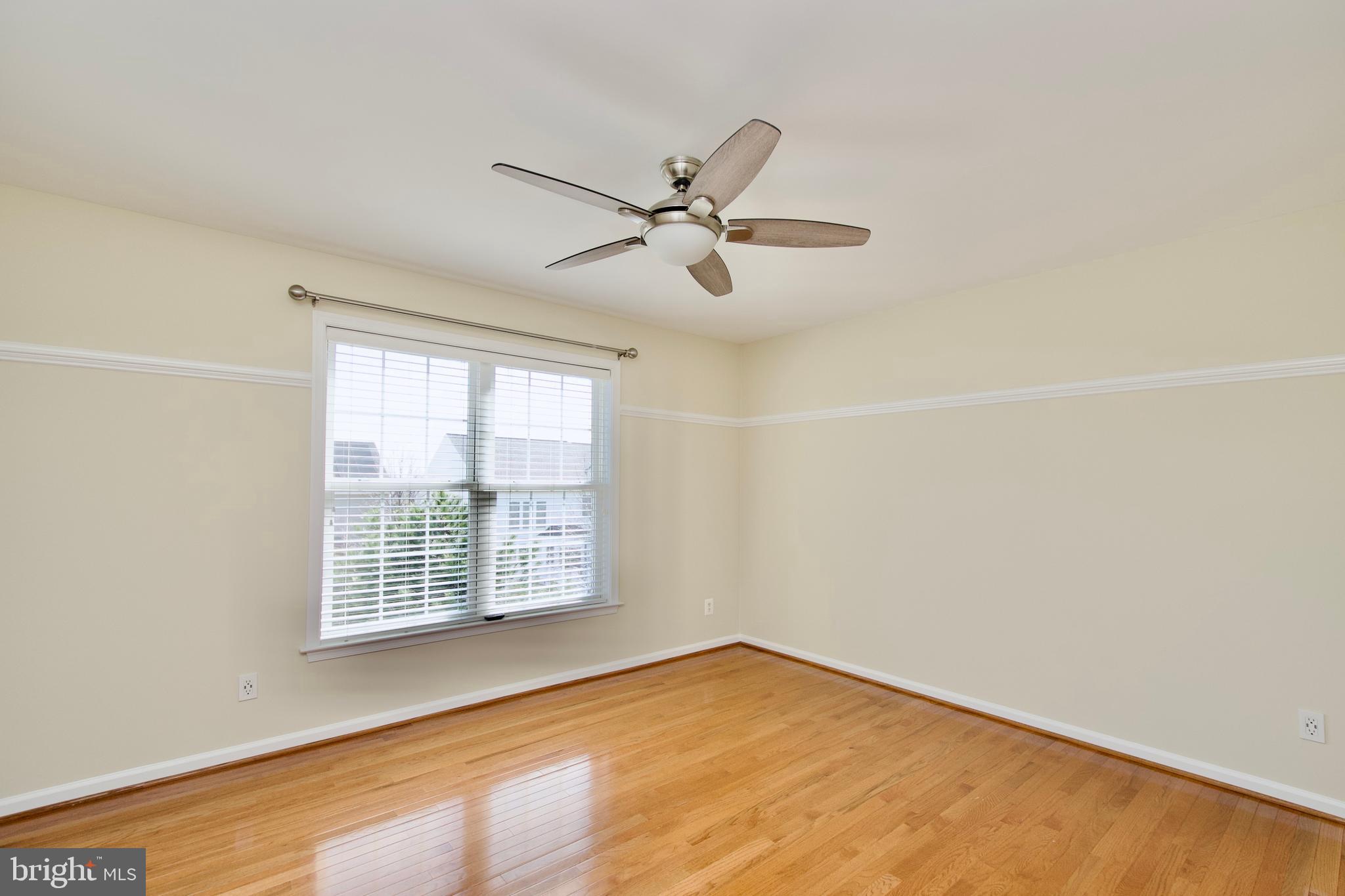 LAUREL HILL - Residential