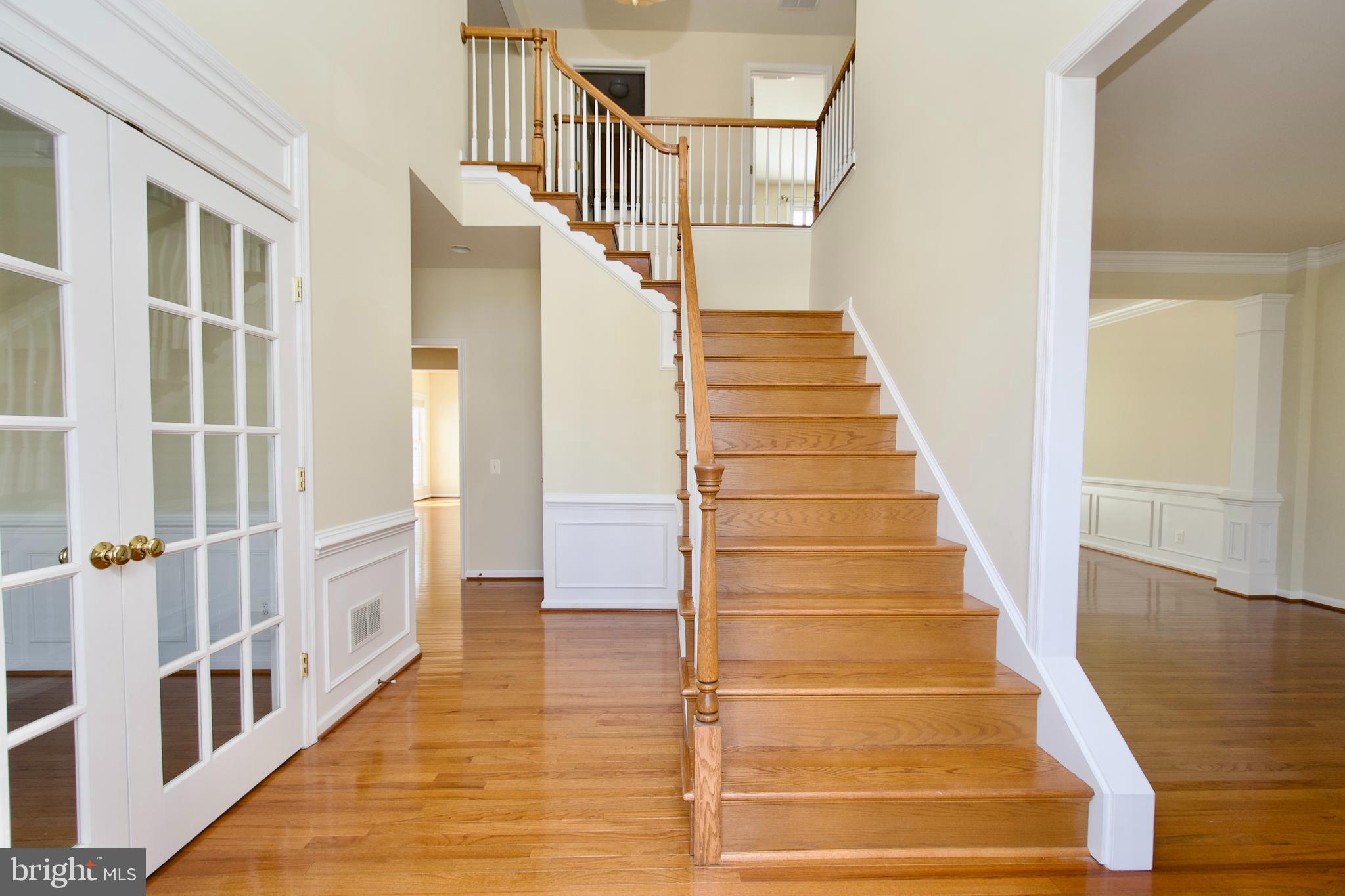 LAUREL HILL - Residential