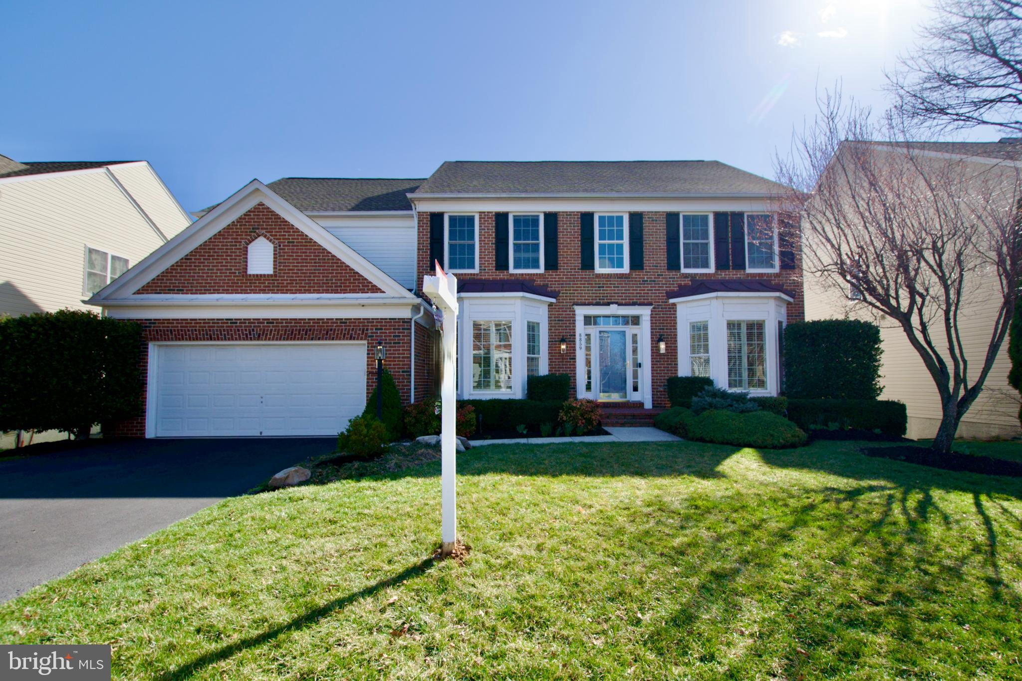 LAUREL HILL - Residential