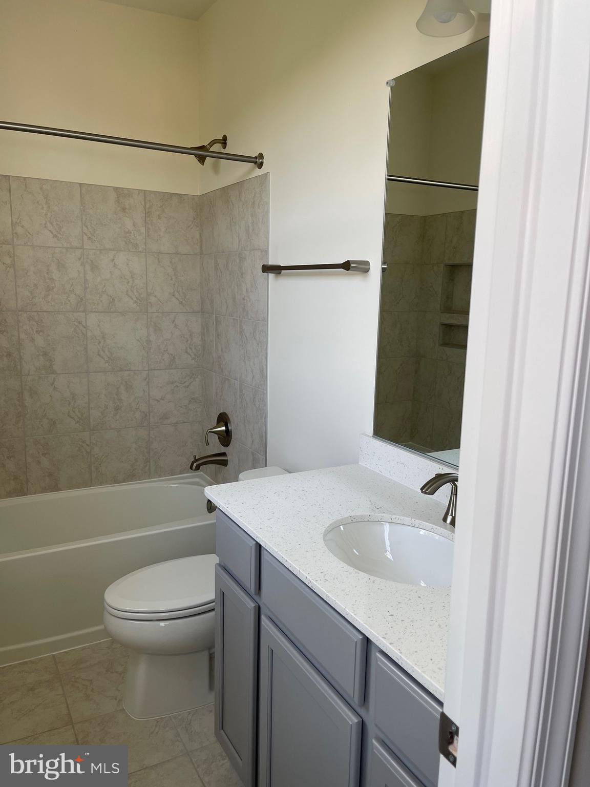 COLLINGBROOK - Residential