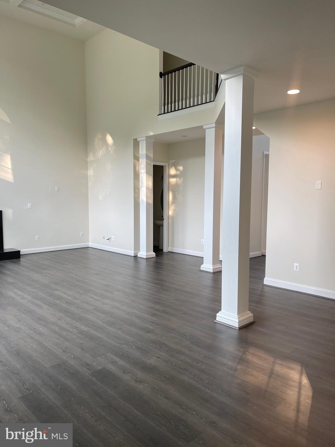 COLLINGBROOK - Residential