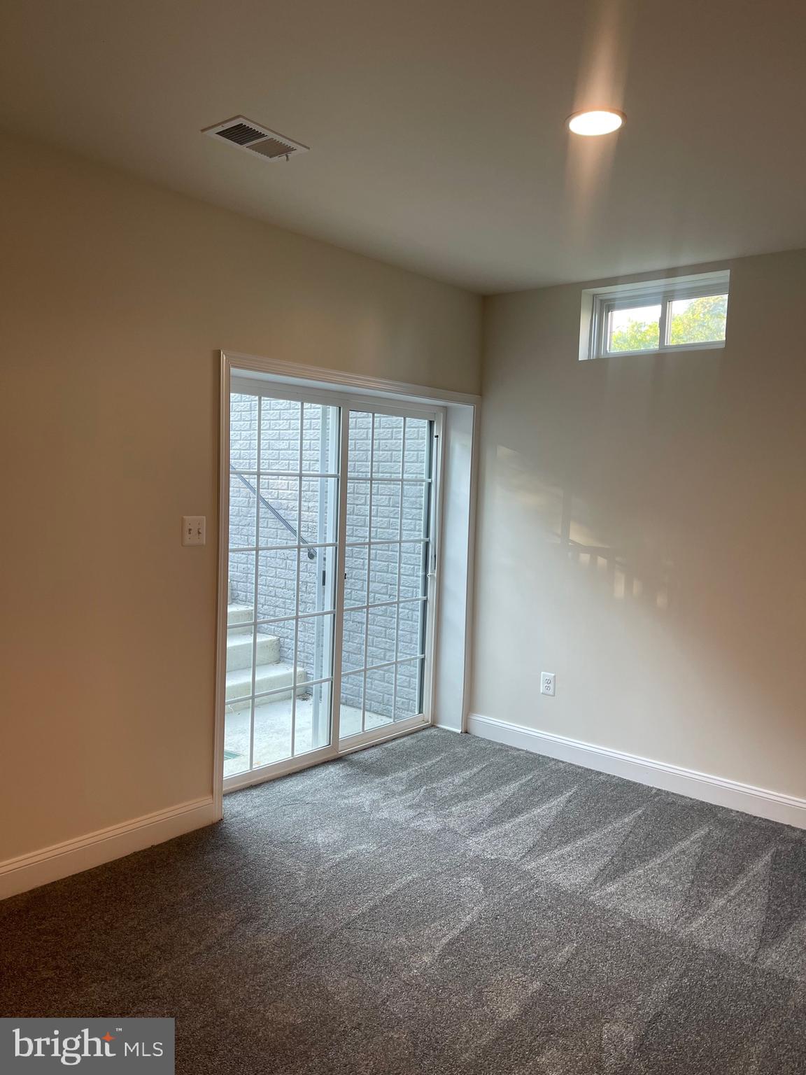 COLLINGBROOK - Residential