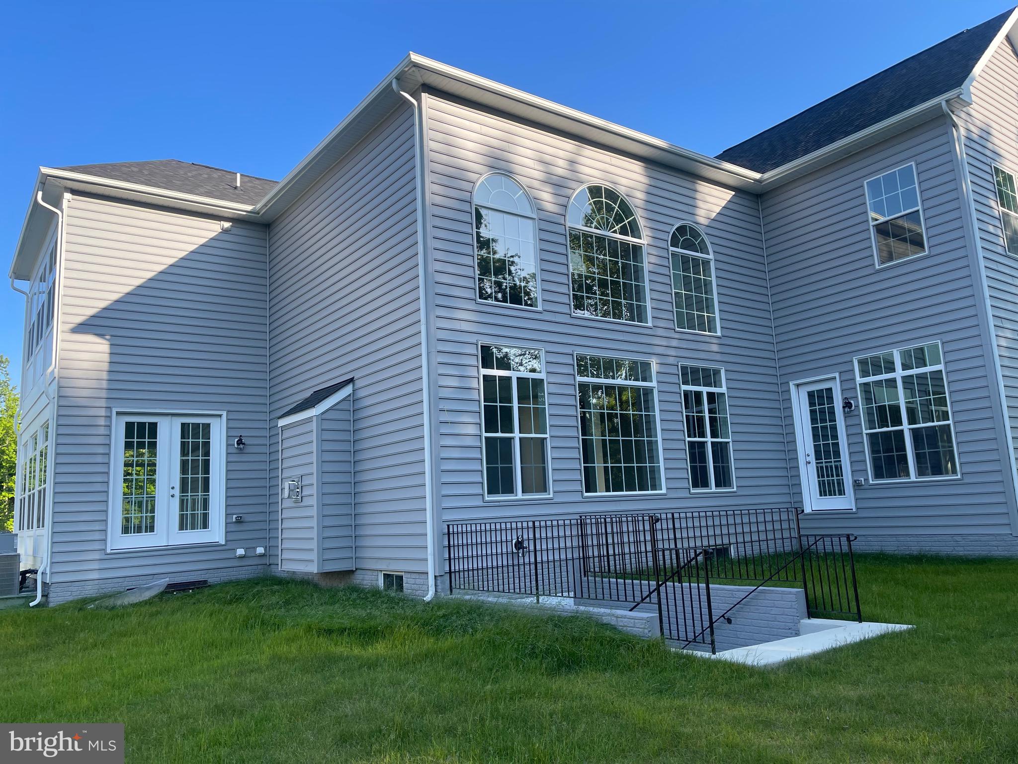 COLLINGBROOK - Residential