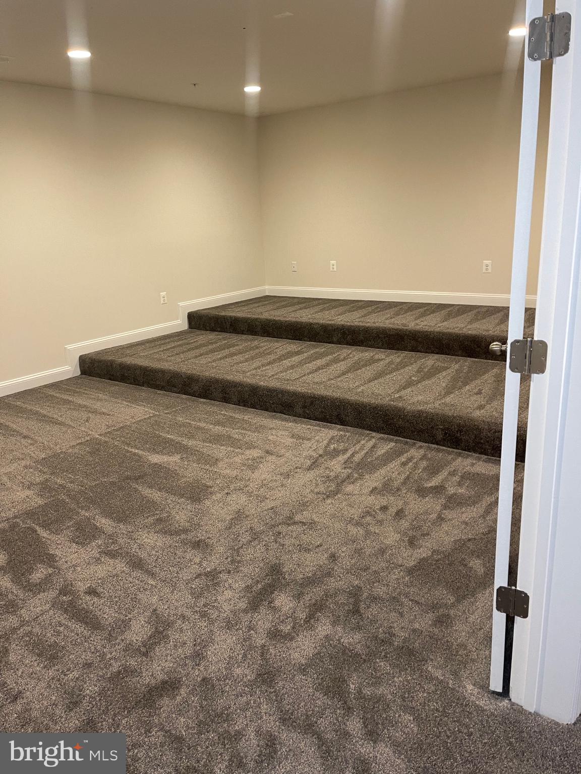 COLLINGBROOK - Residential