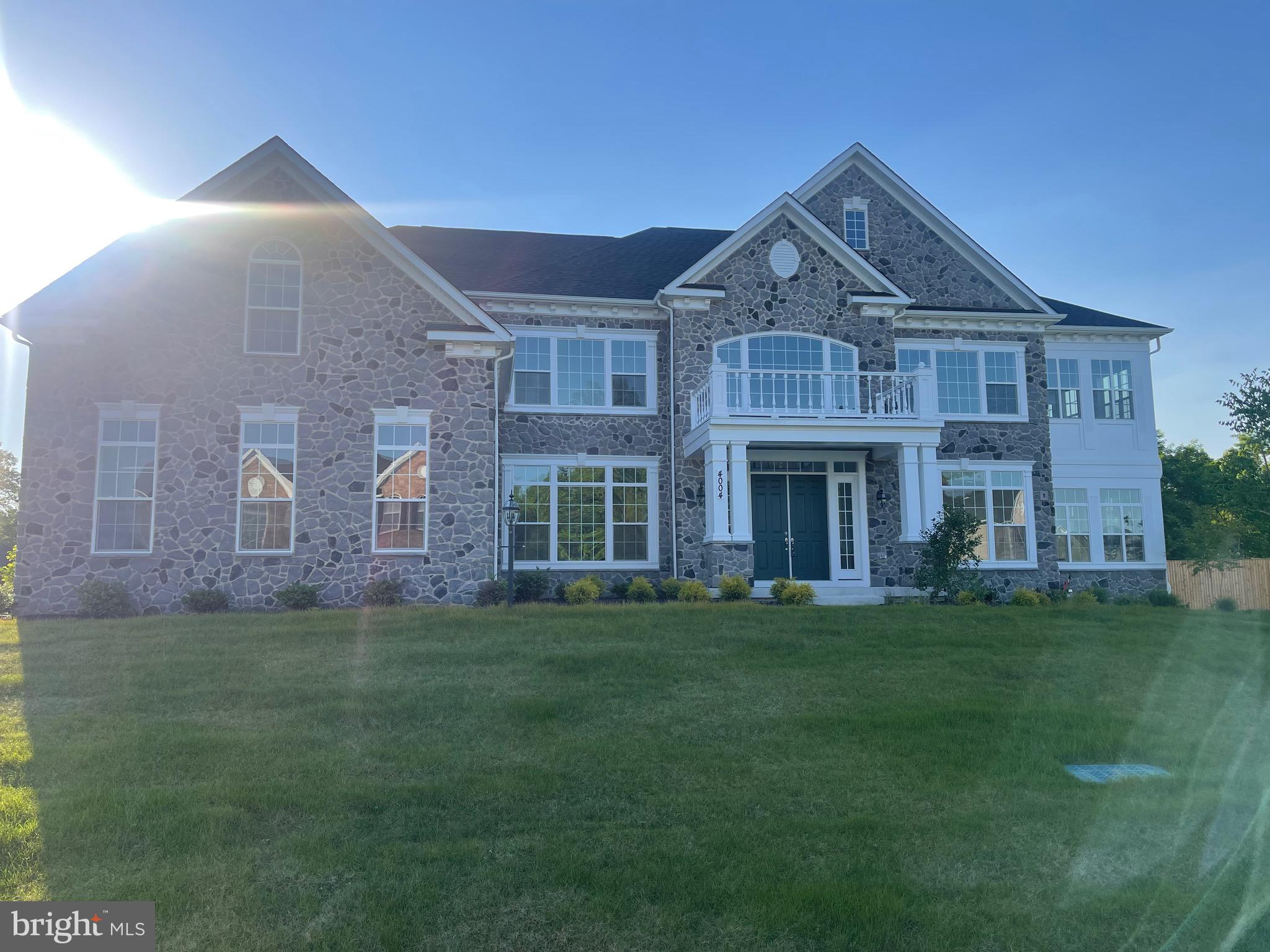 COLLINGBROOK - Residential