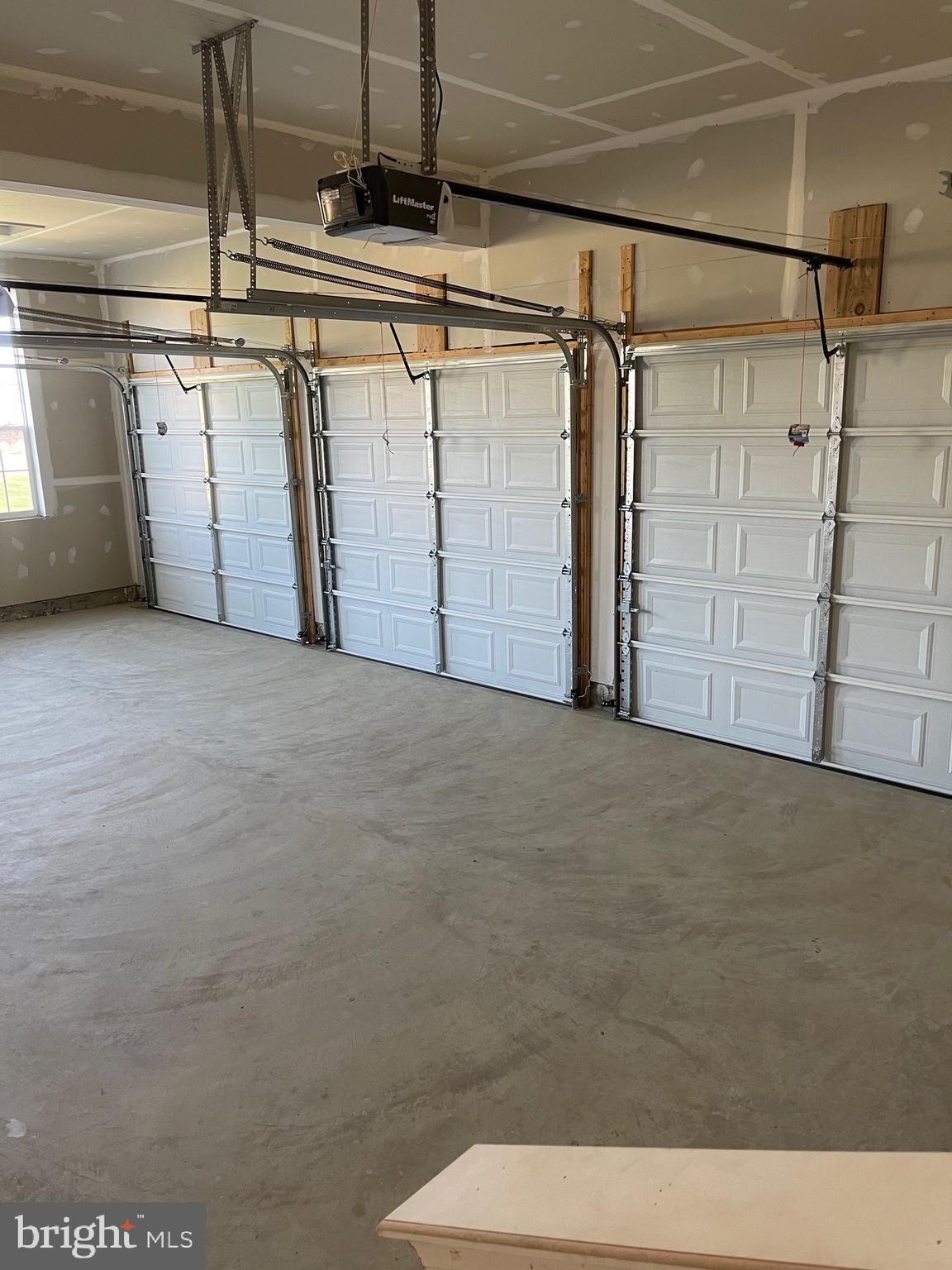 COLLINGBROOK - Residential