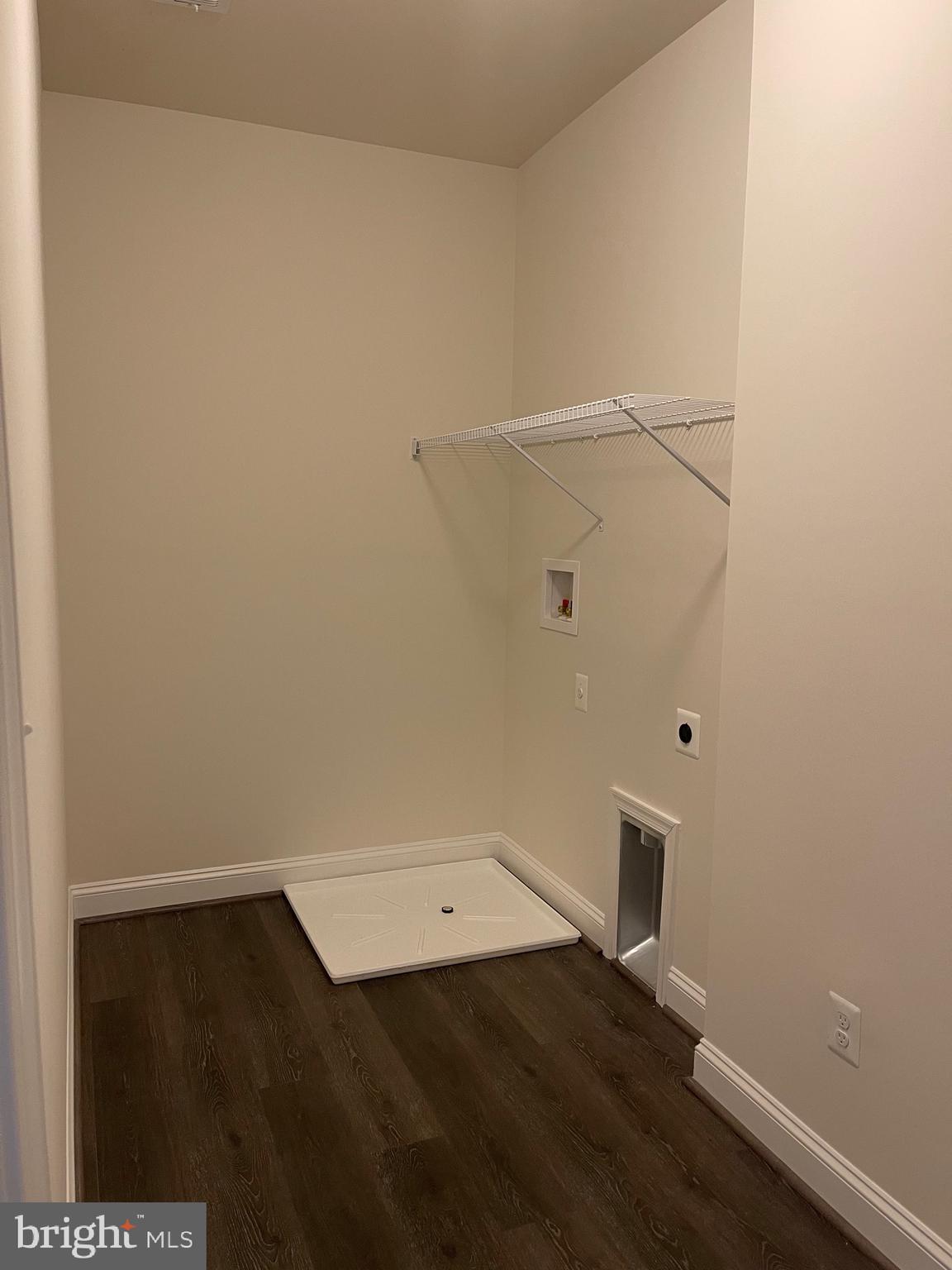 COLLINGBROOK - Residential