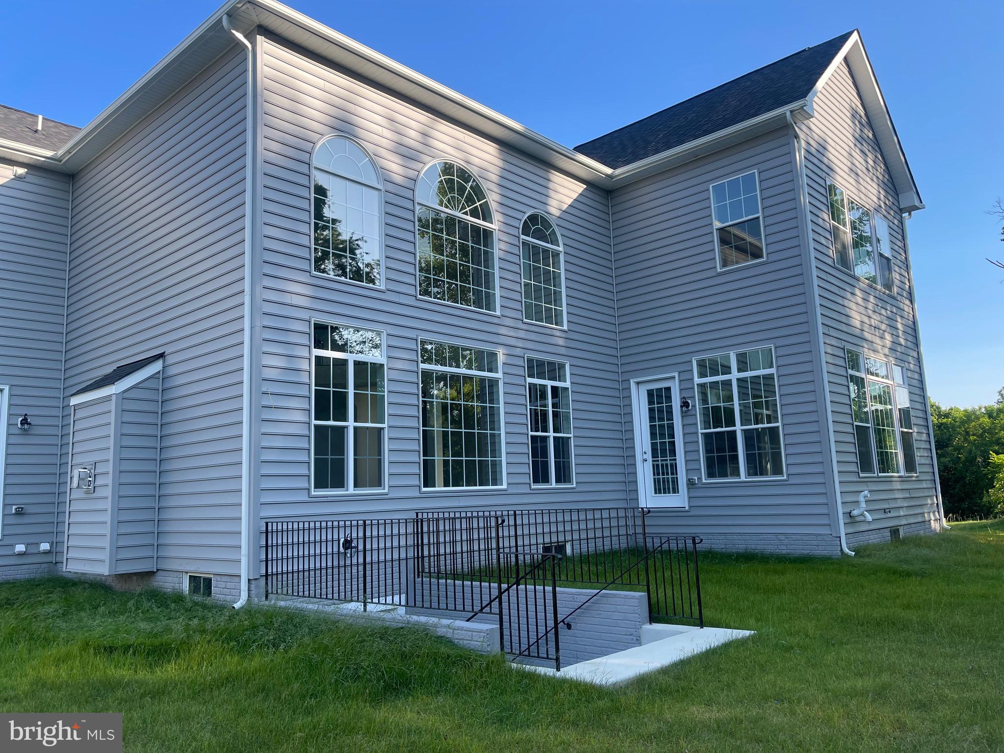 COLLINGBROOK - Residential