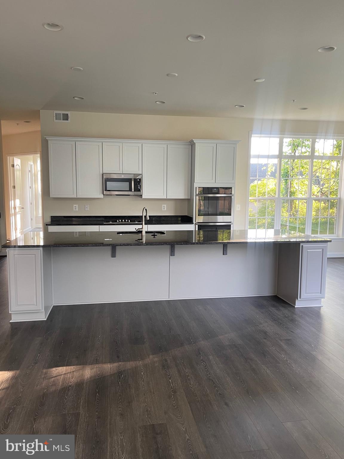 COLLINGBROOK - Residential