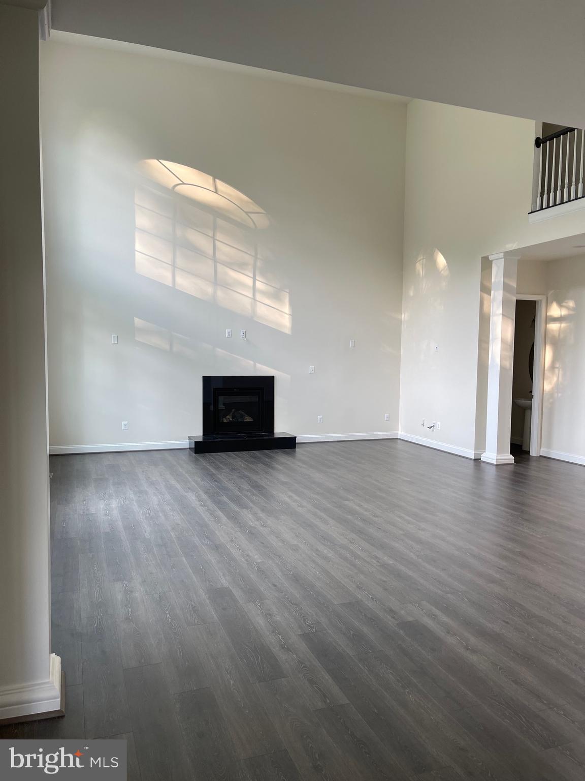 COLLINGBROOK - Residential