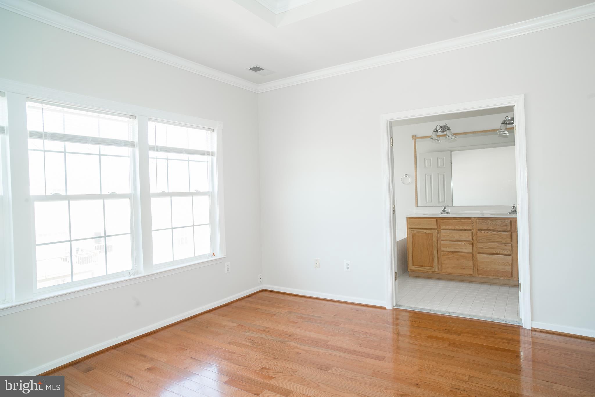 ASHBROOK - Residential