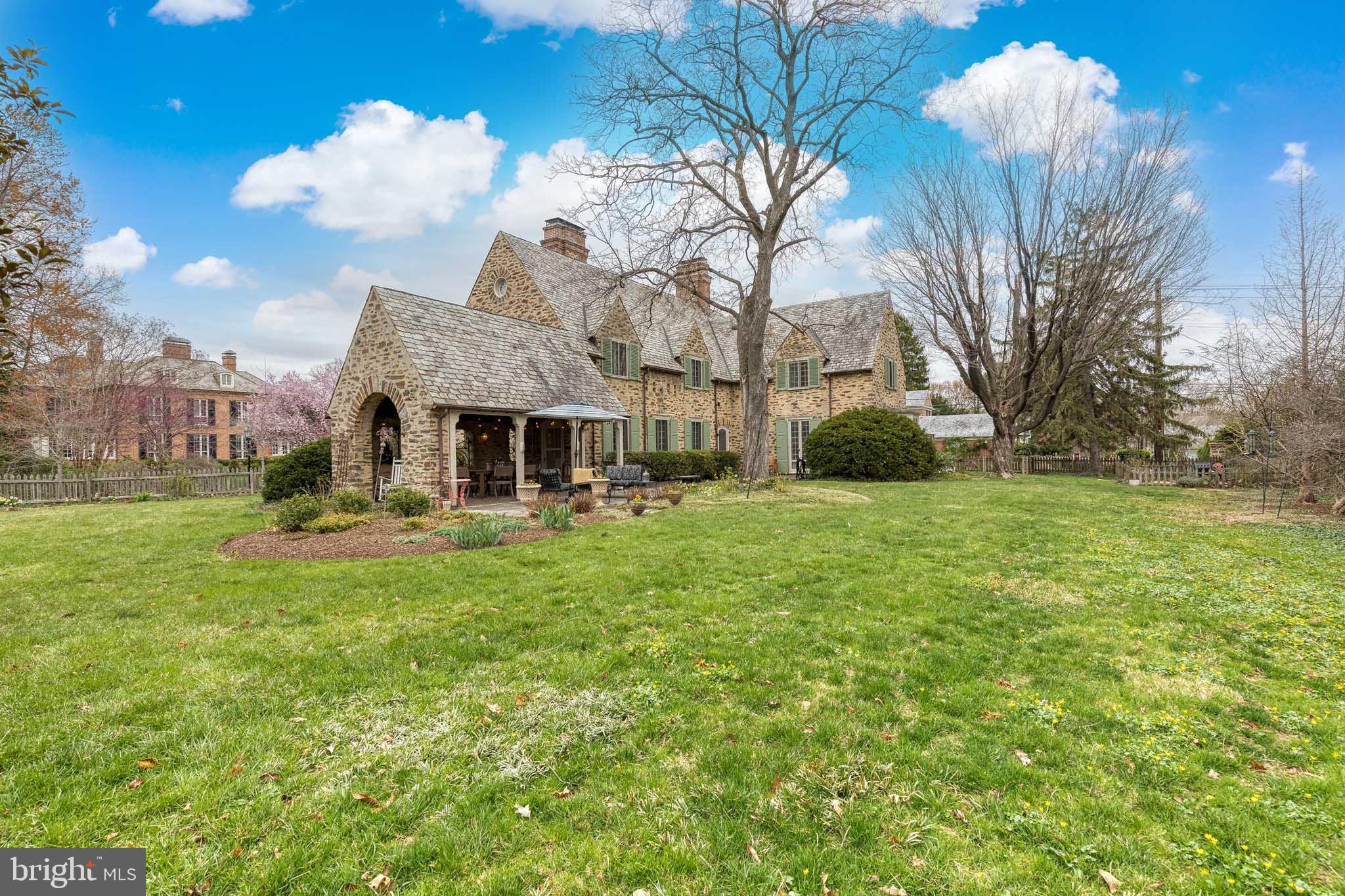 HOMELAND HISTORIC DISTRICT - Residential