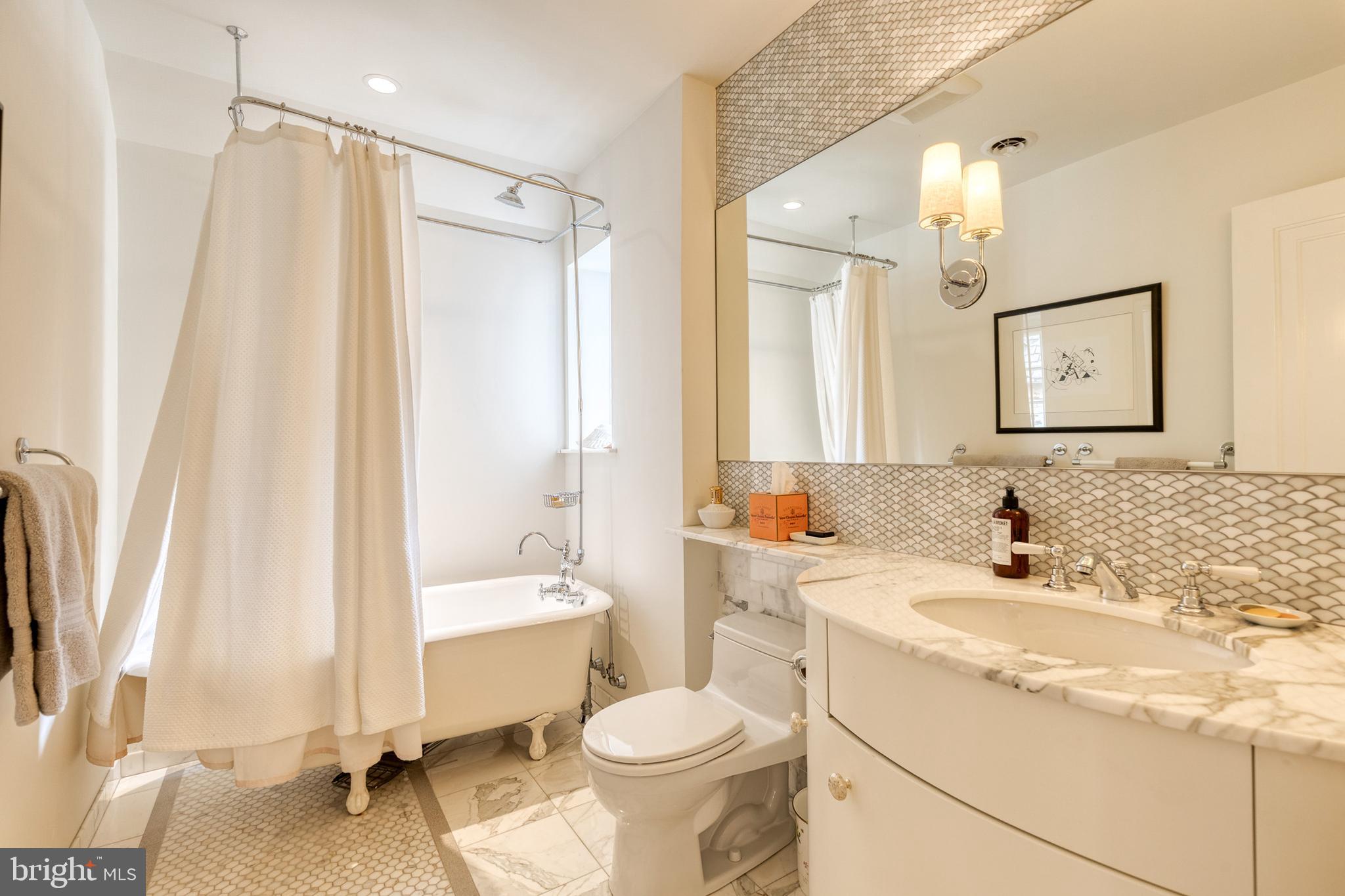 HOMELAND HISTORIC DISTRICT - Residential