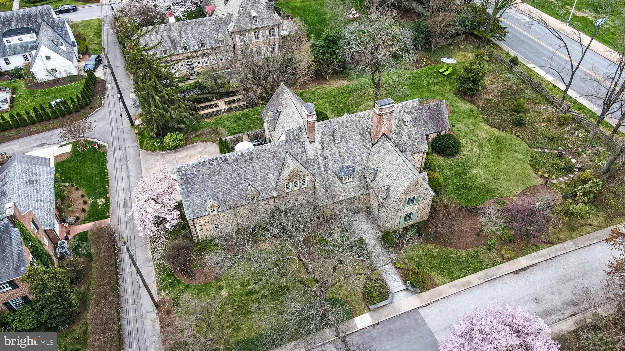 HOMELAND HISTORIC DISTRICT - Residential