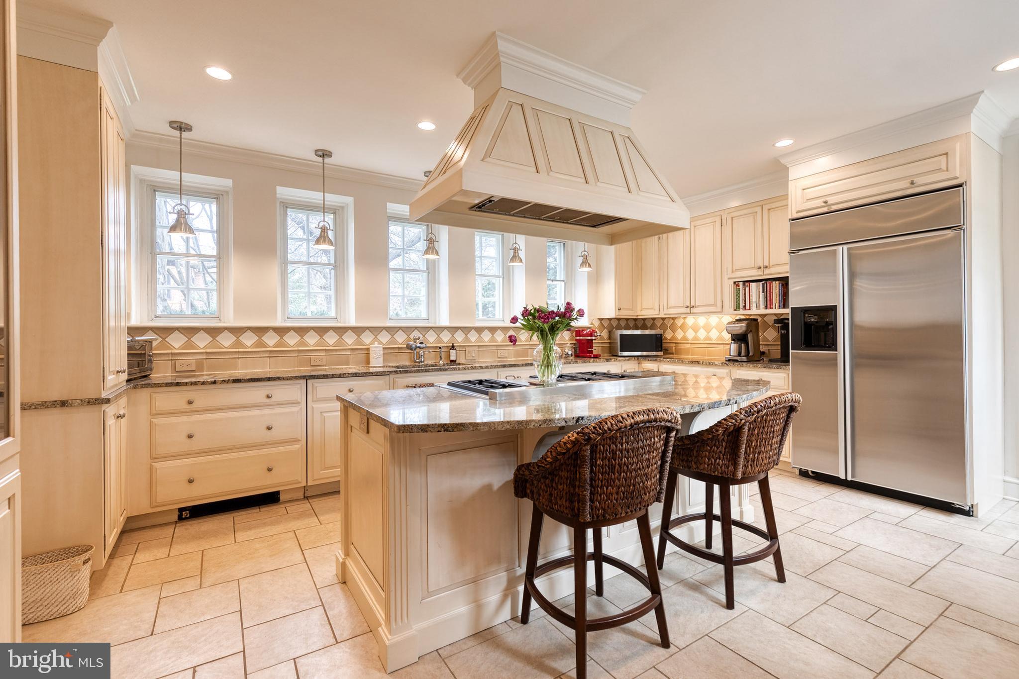 HOMELAND HISTORIC DISTRICT - Residential