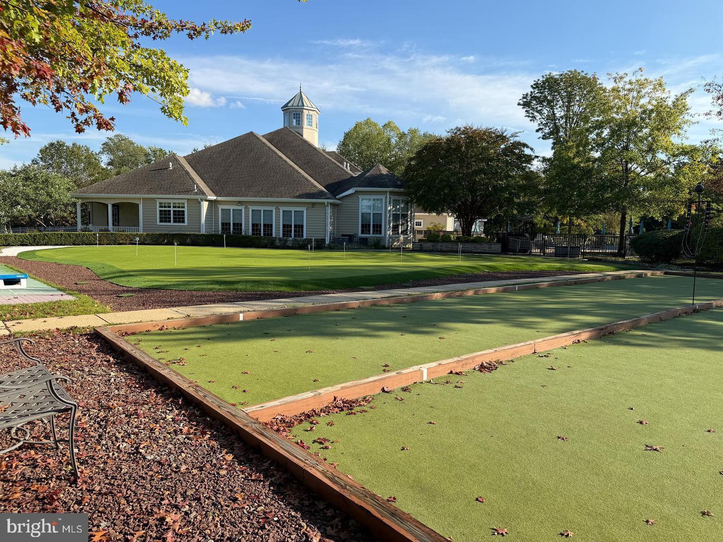 CREEKSIDE VILLAGE - Residential