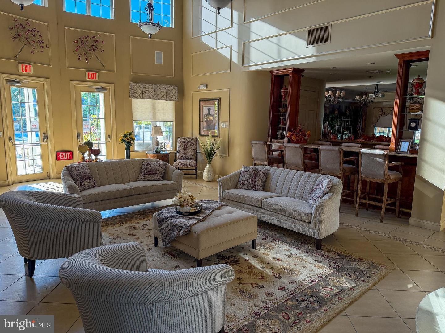 CREEKSIDE VILLAGE - Residential