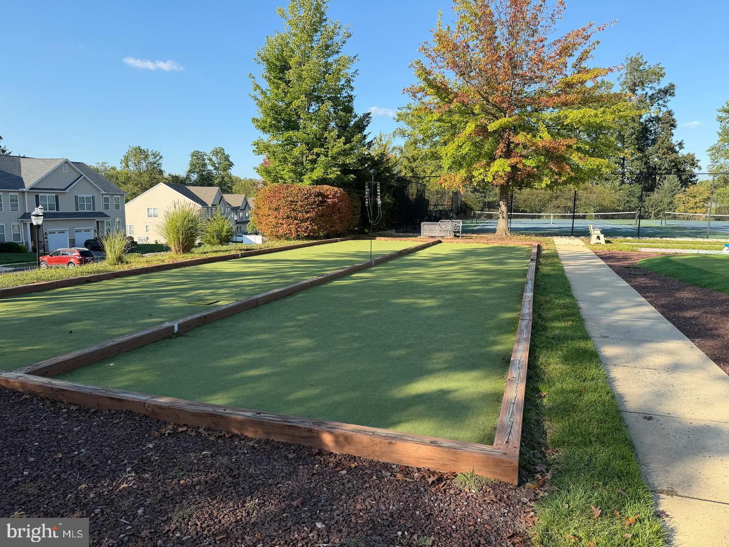 CREEKSIDE VILLAGE - Residential