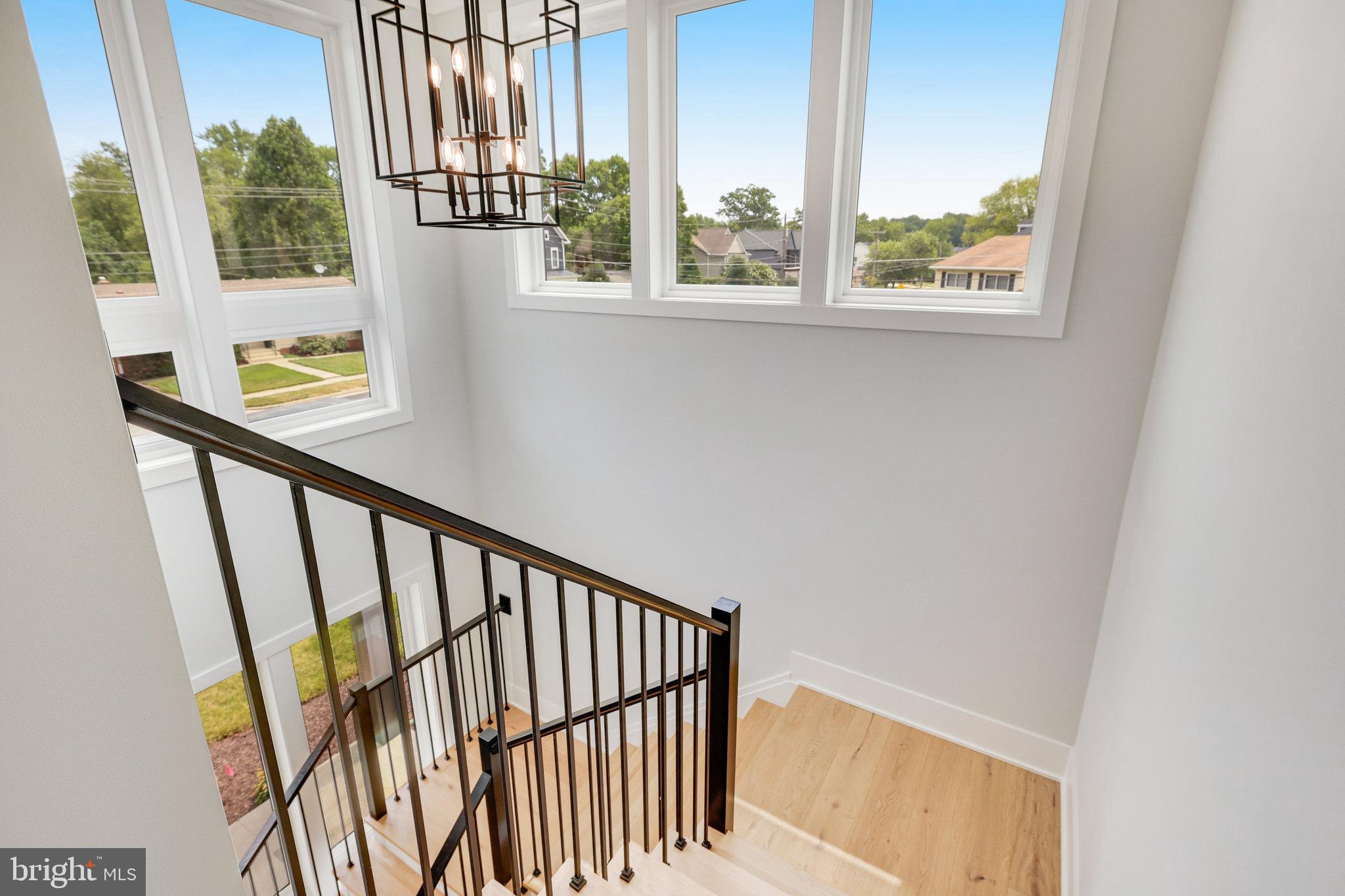 EAST VIENNA WOODS - Residential